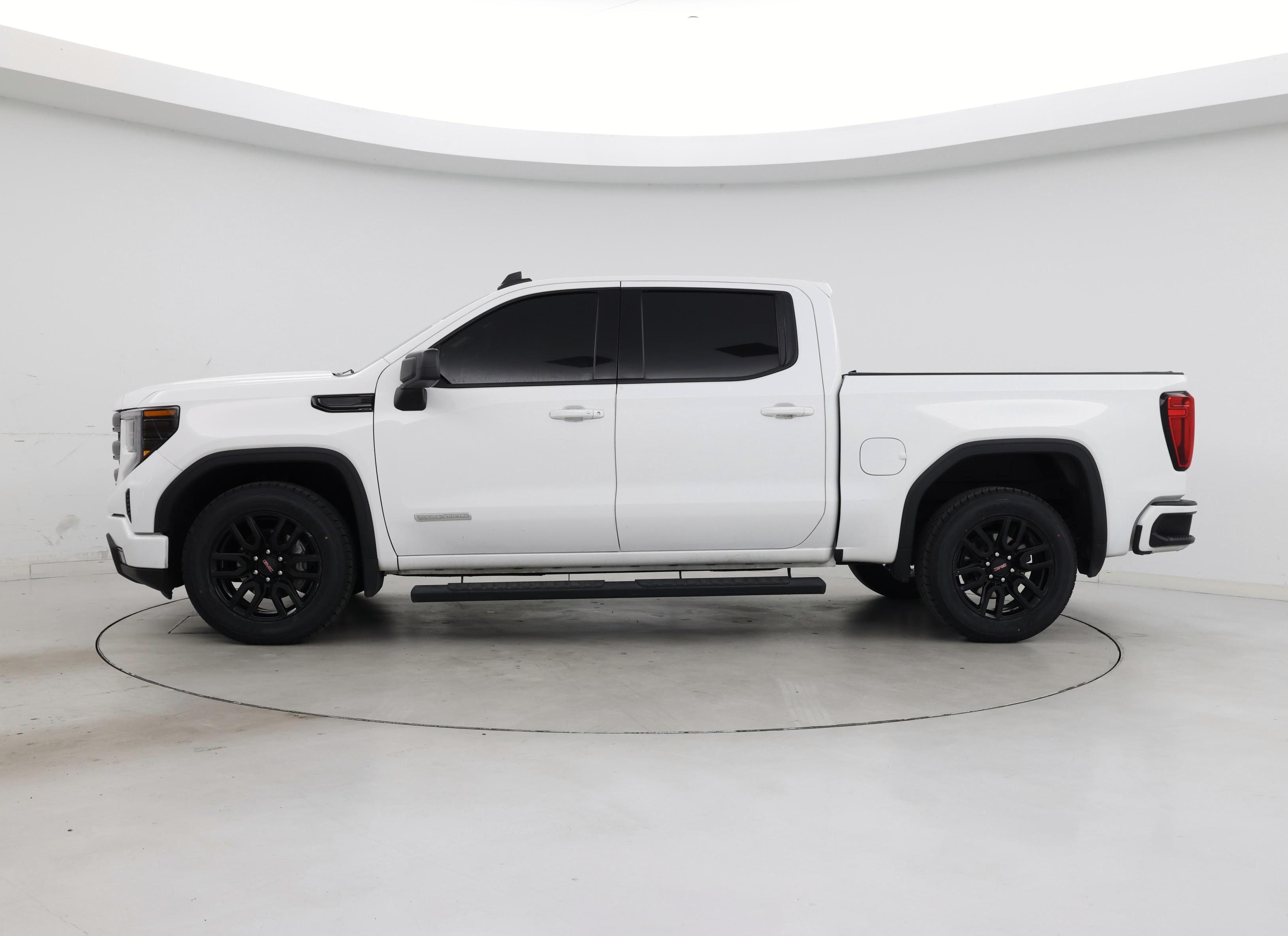 Thumbnail: 2023 GMC Sierra 1500 - 3