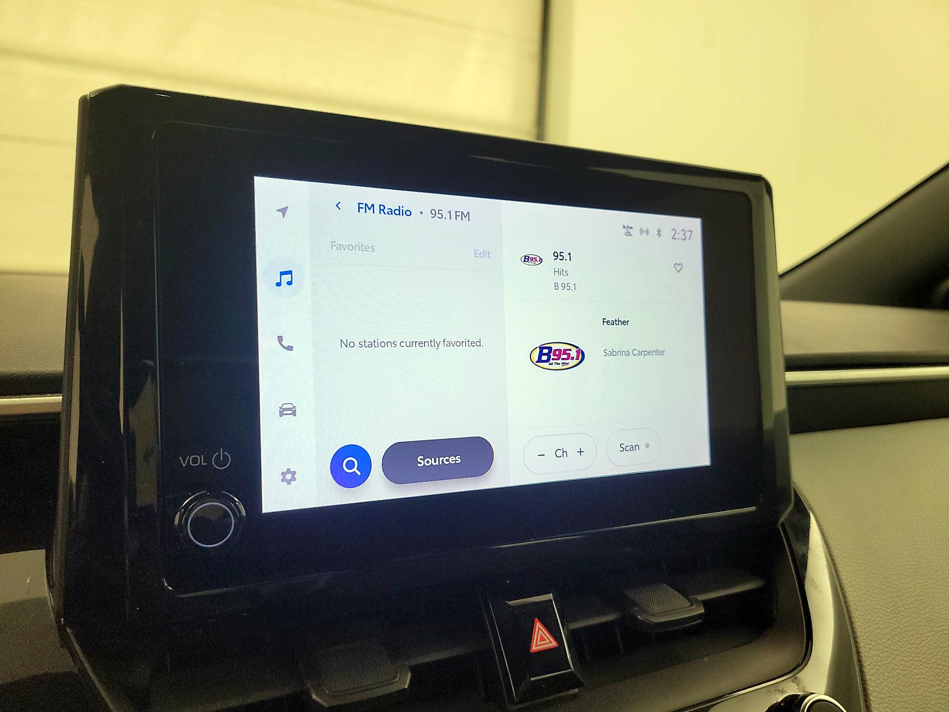 Thumbnail: 2023 Toyota Corolla - 16