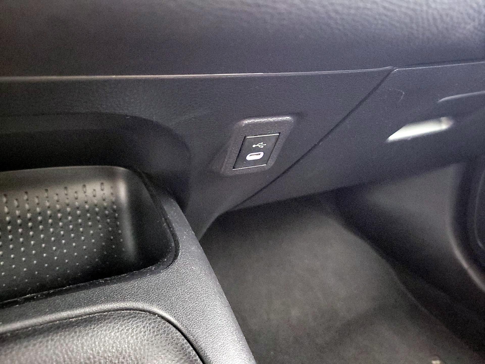 Thumbnail: 2023 Toyota Corolla - 18