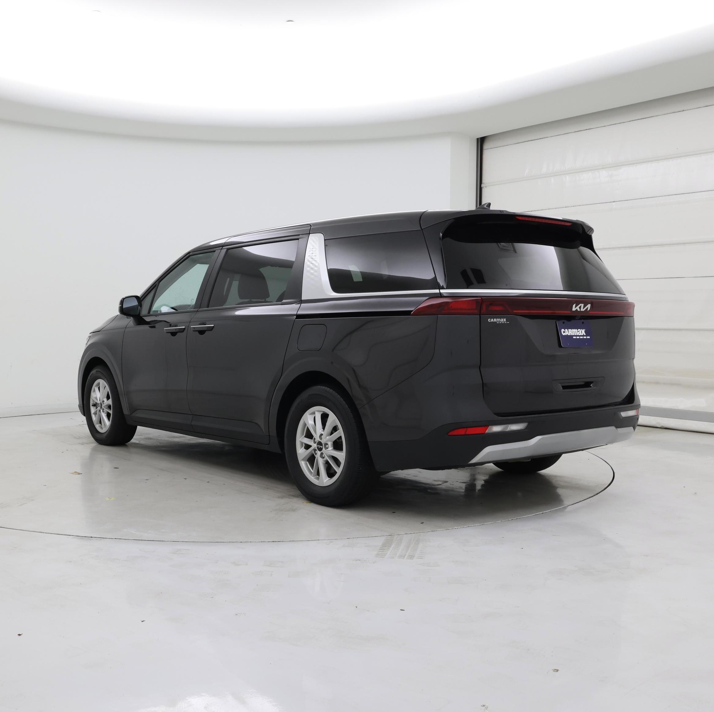 Thumbnail: 2024 Kia Carnival - 2