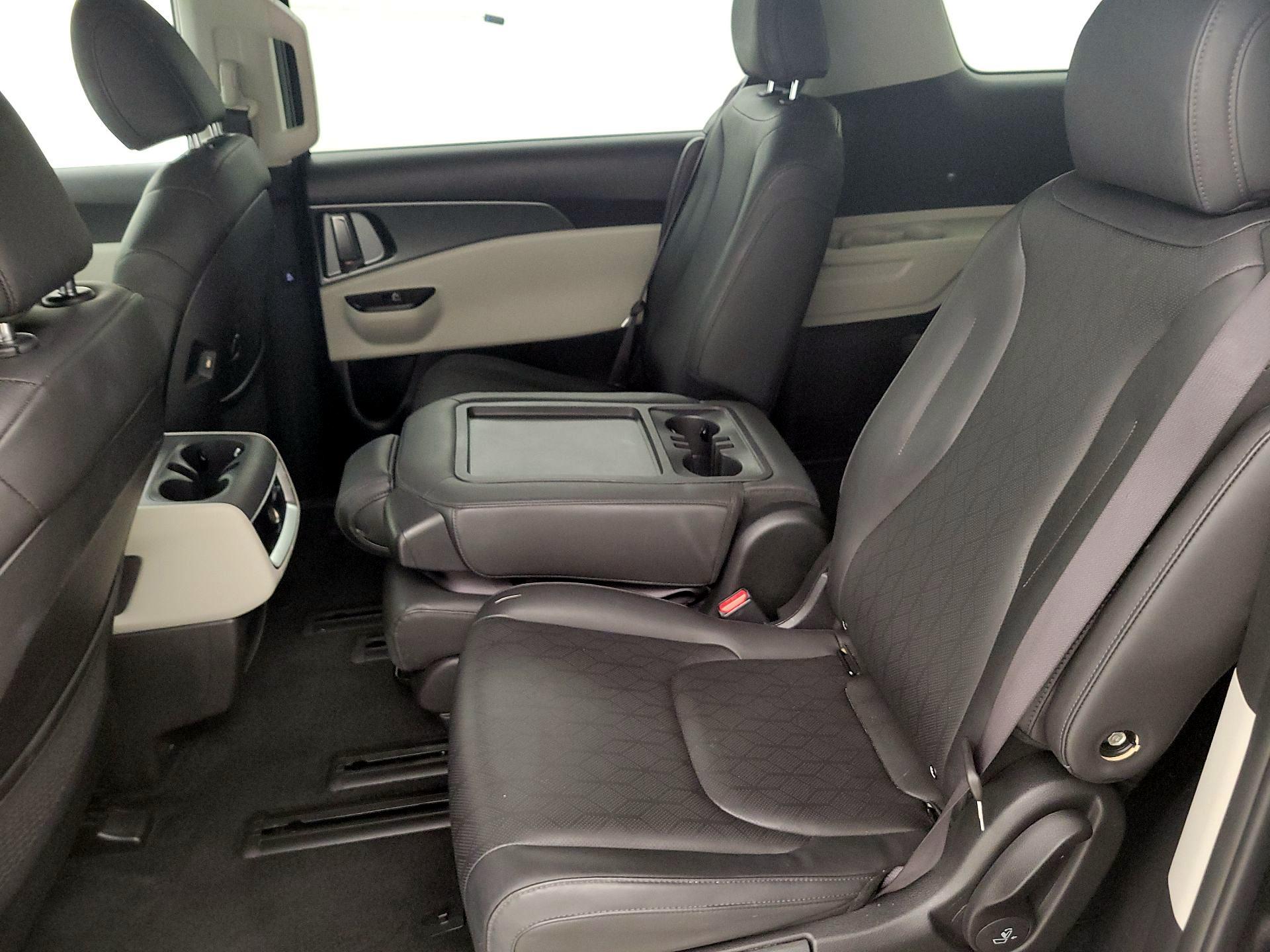 Thumbnail: 2024 Kia Carnival - 19