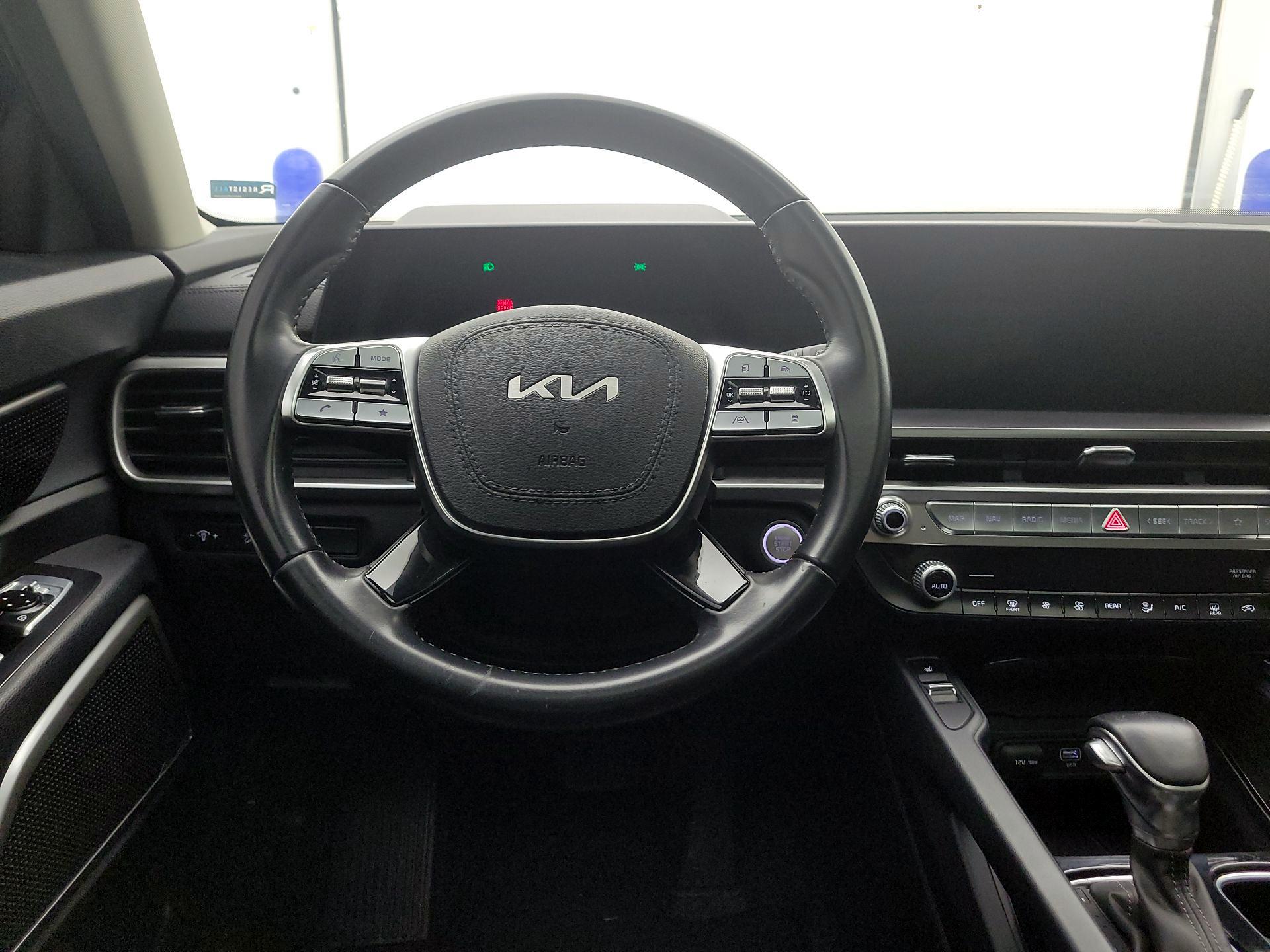 Thumbnail: 2023 Kia Telluride - 10