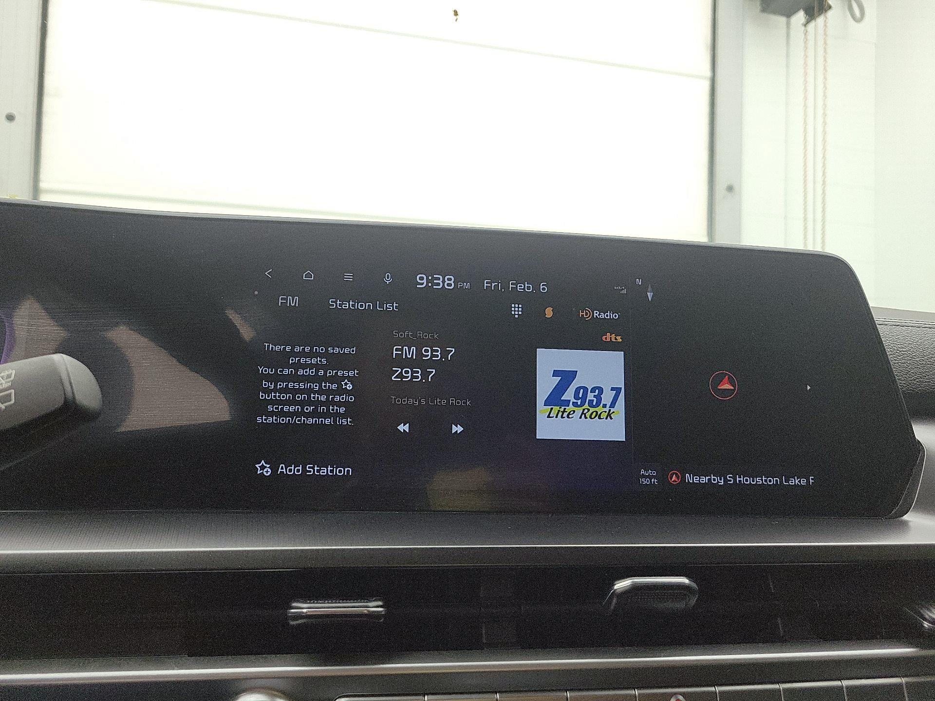 Thumbnail: 2023 Kia Telluride - 16