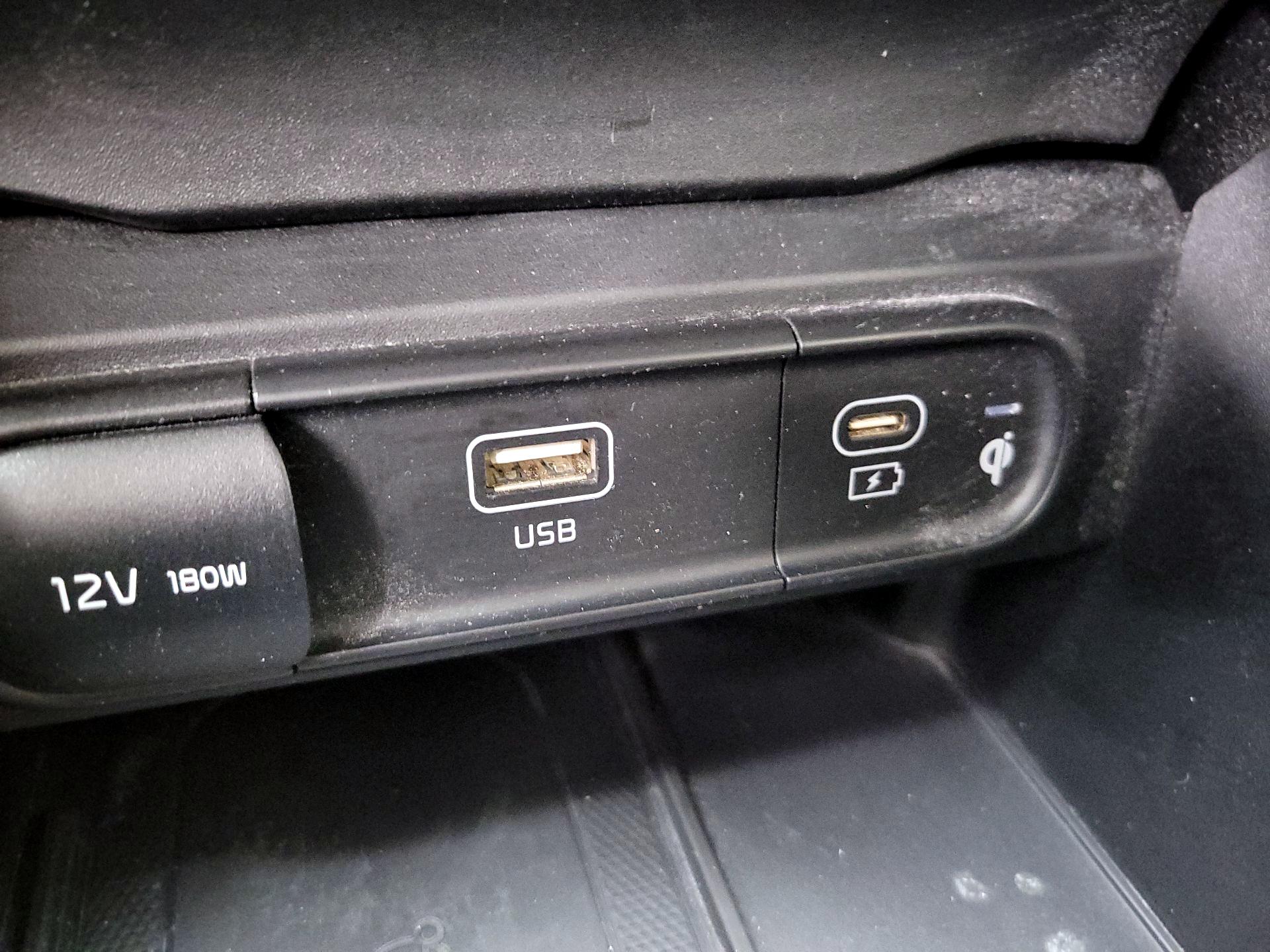 Thumbnail: 2023 Kia Telluride - 19