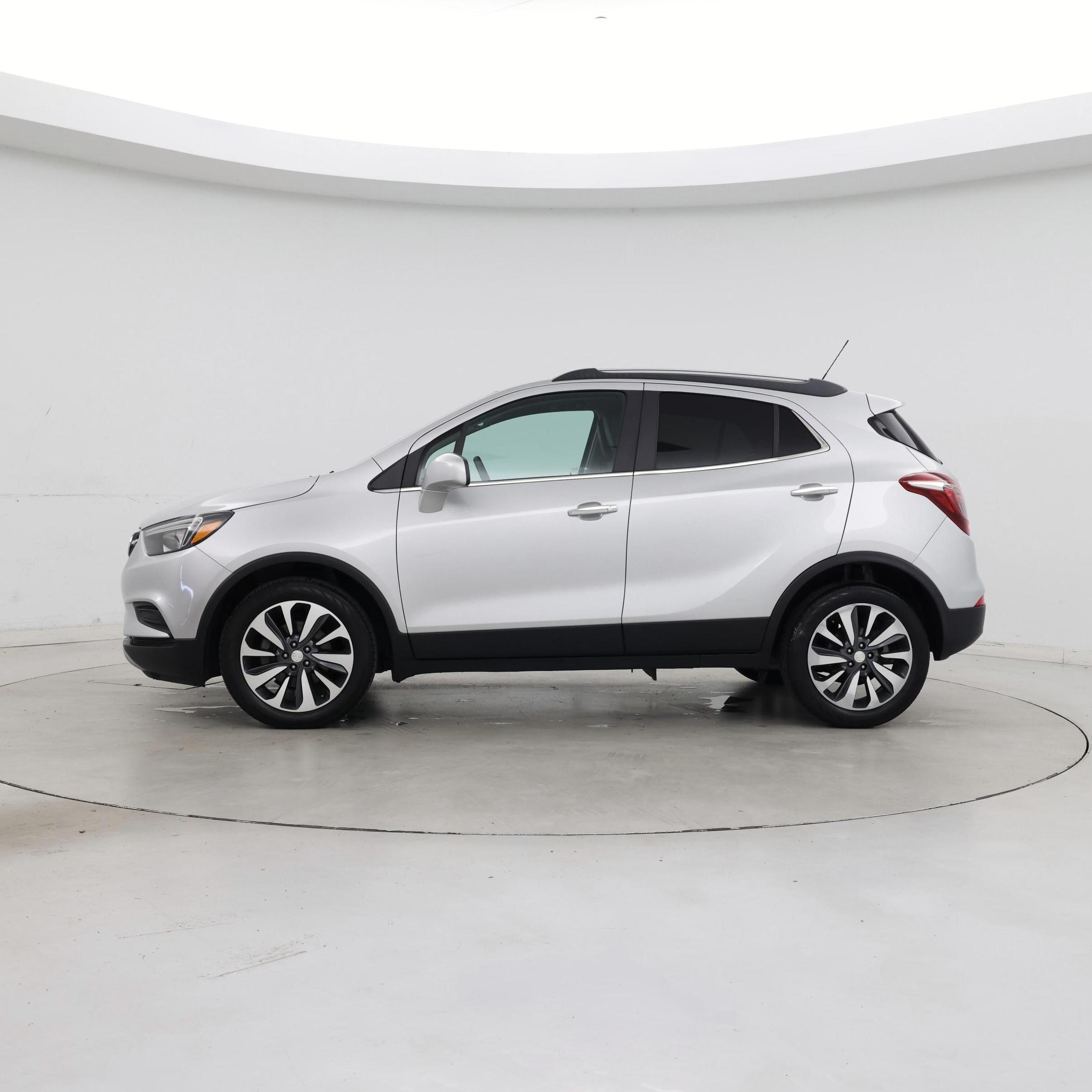 Thumbnail: 2021 Buick Encore - 3