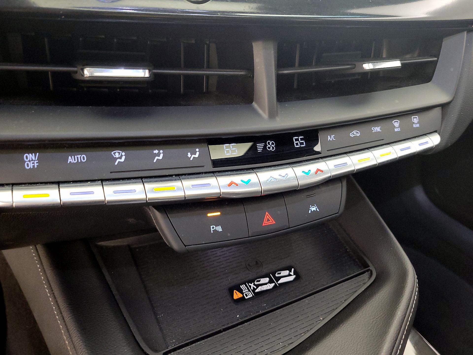 Thumbnail: 2023 Cadillac CT4 - 17