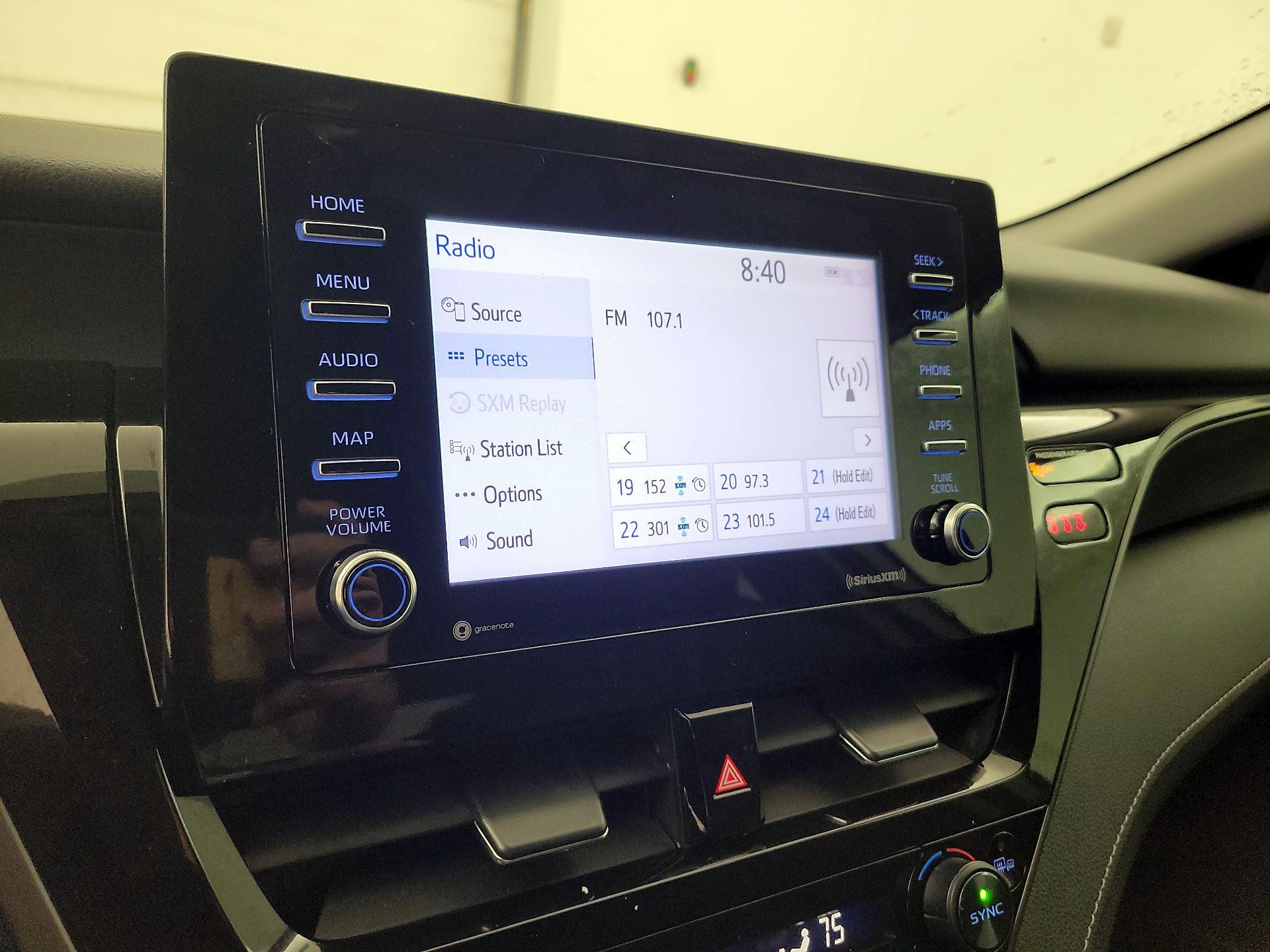 Thumbnail: 2022 Toyota Camry - 15