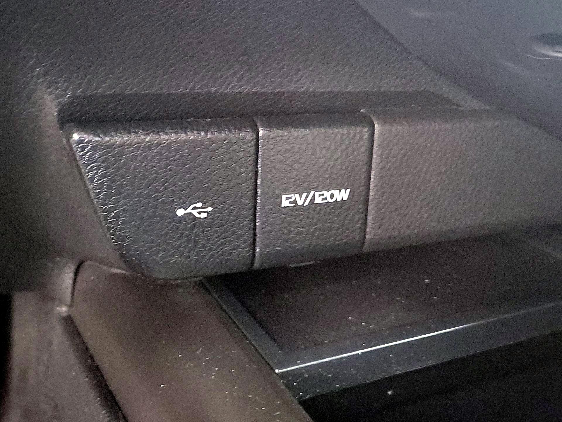 Thumbnail: 2022 Toyota Camry - 18