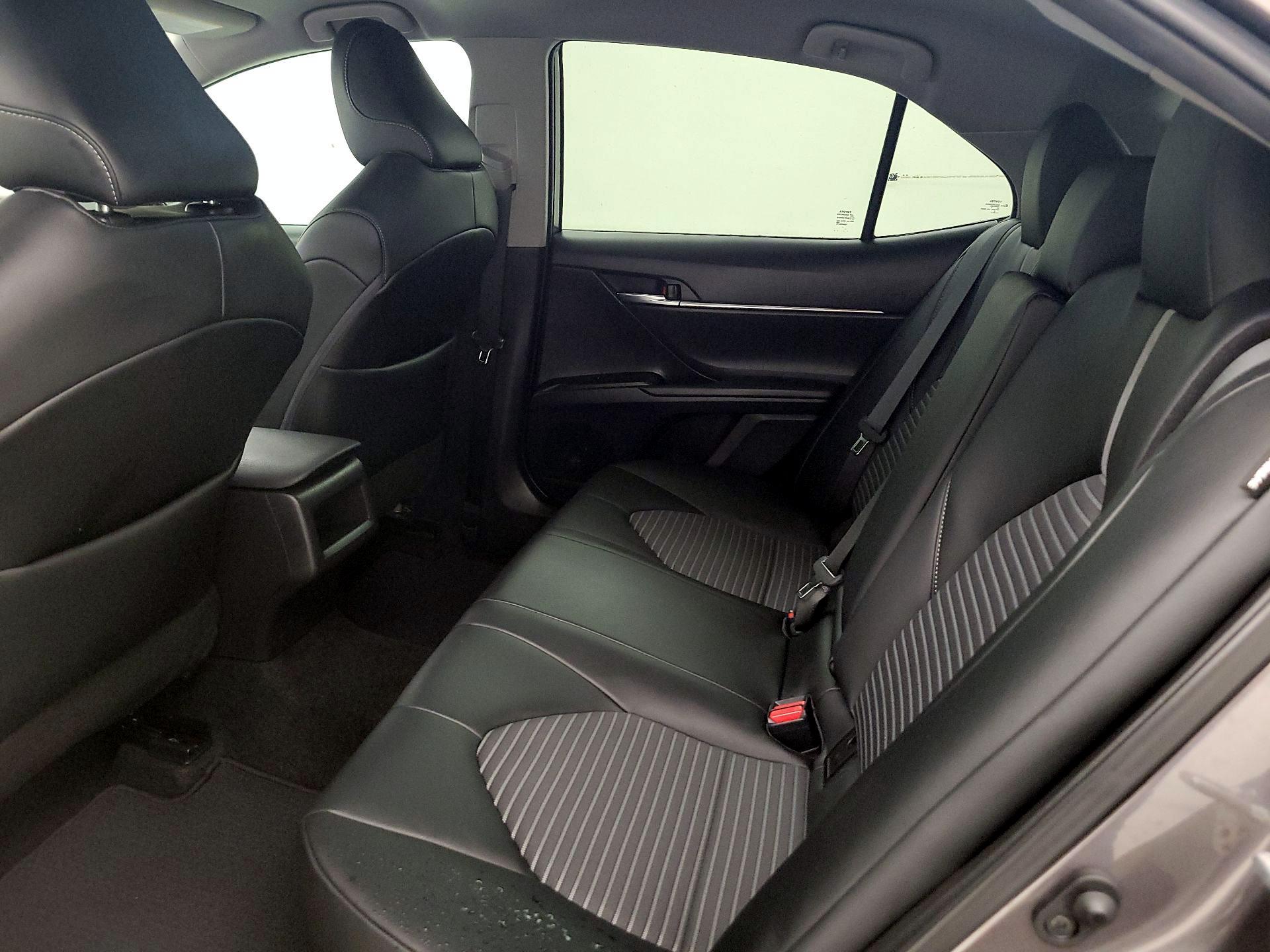 Thumbnail: 2022 Toyota Camry - 19