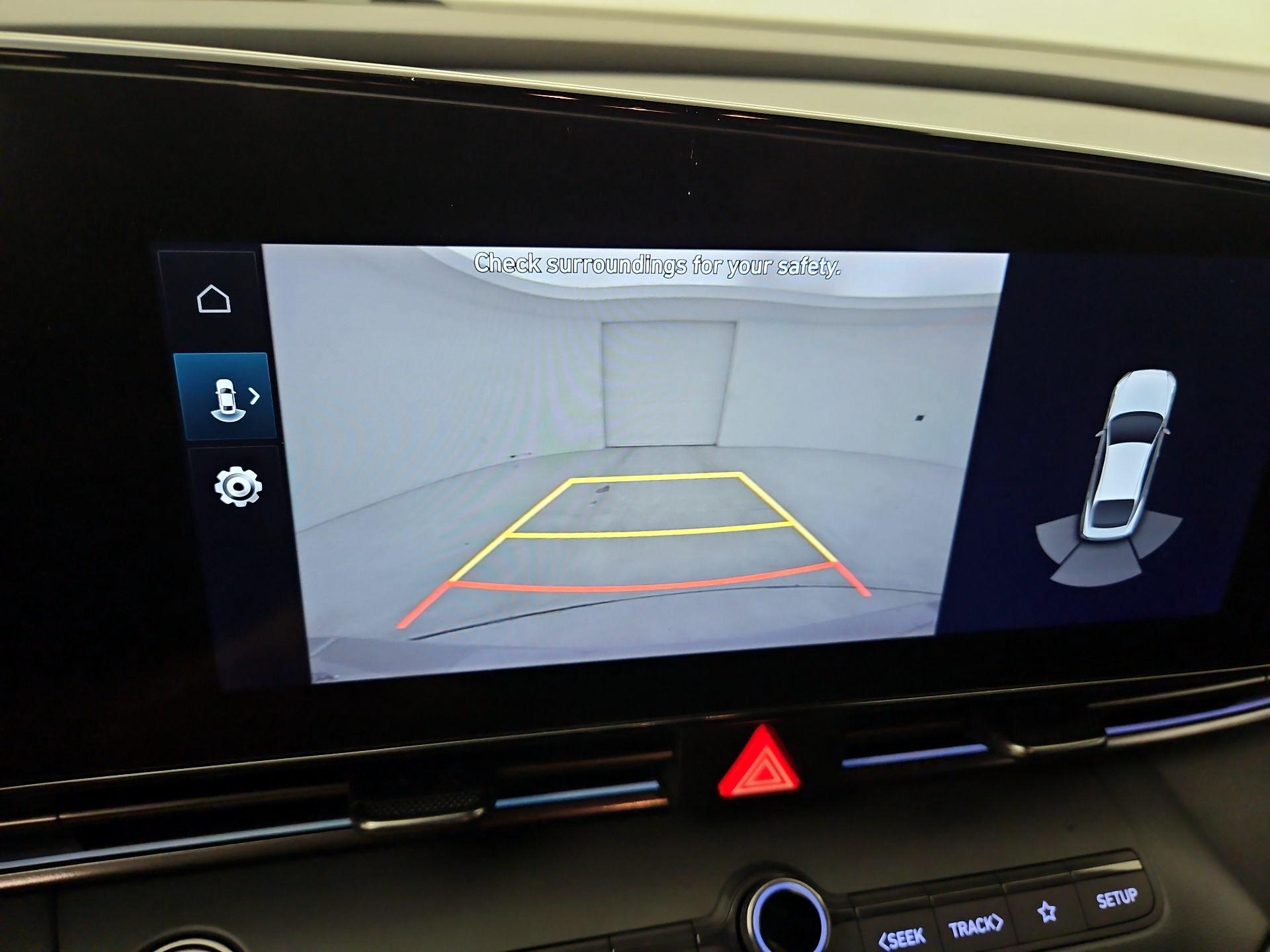 Thumbnail: 2022 Hyundai Elantra - 15