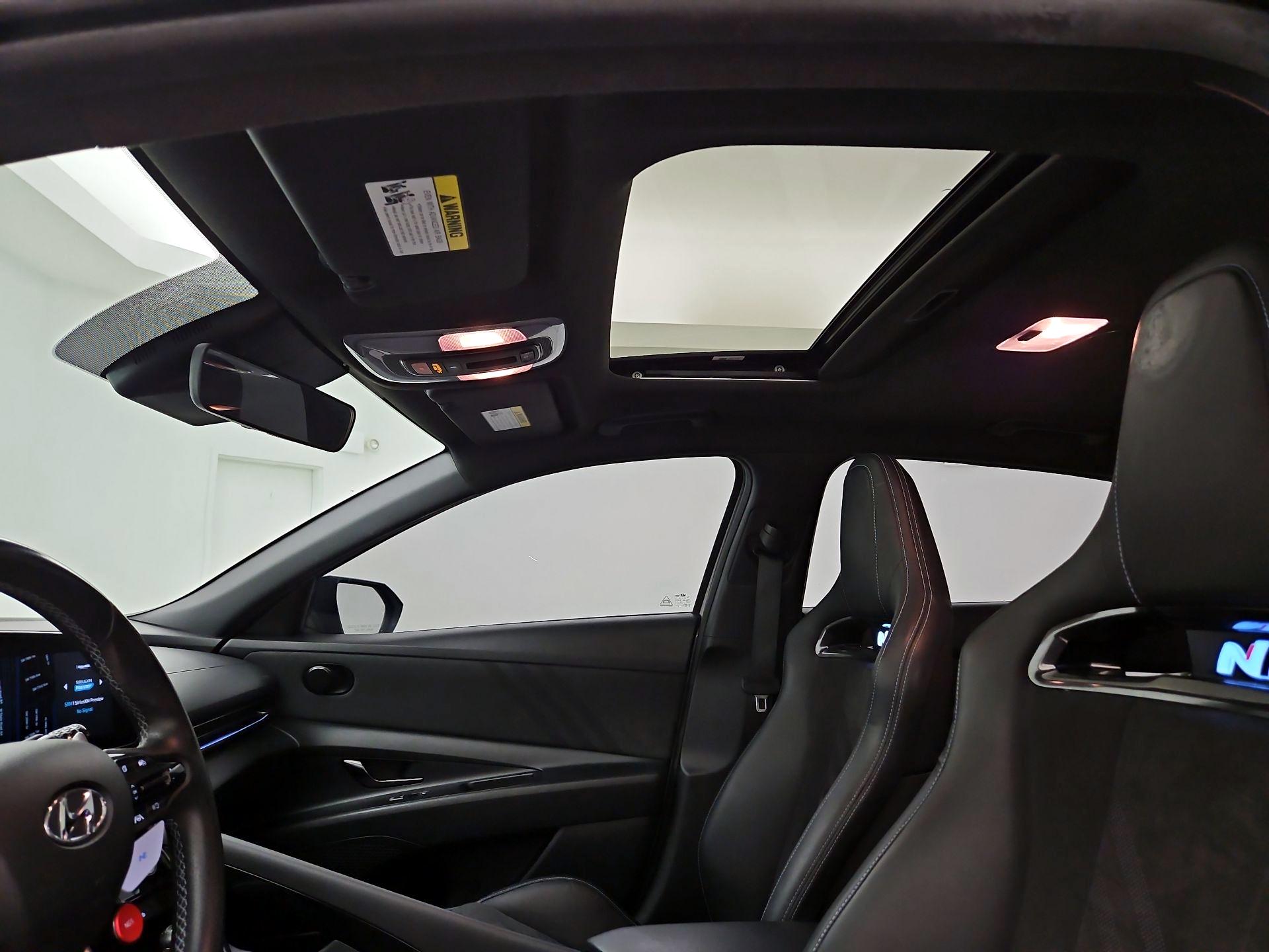 Thumbnail: 2022 Hyundai Elantra - 20