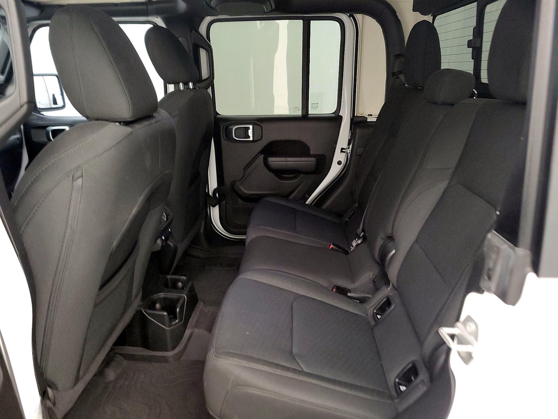 Thumbnail: 2022 Jeep Gladiator - 19