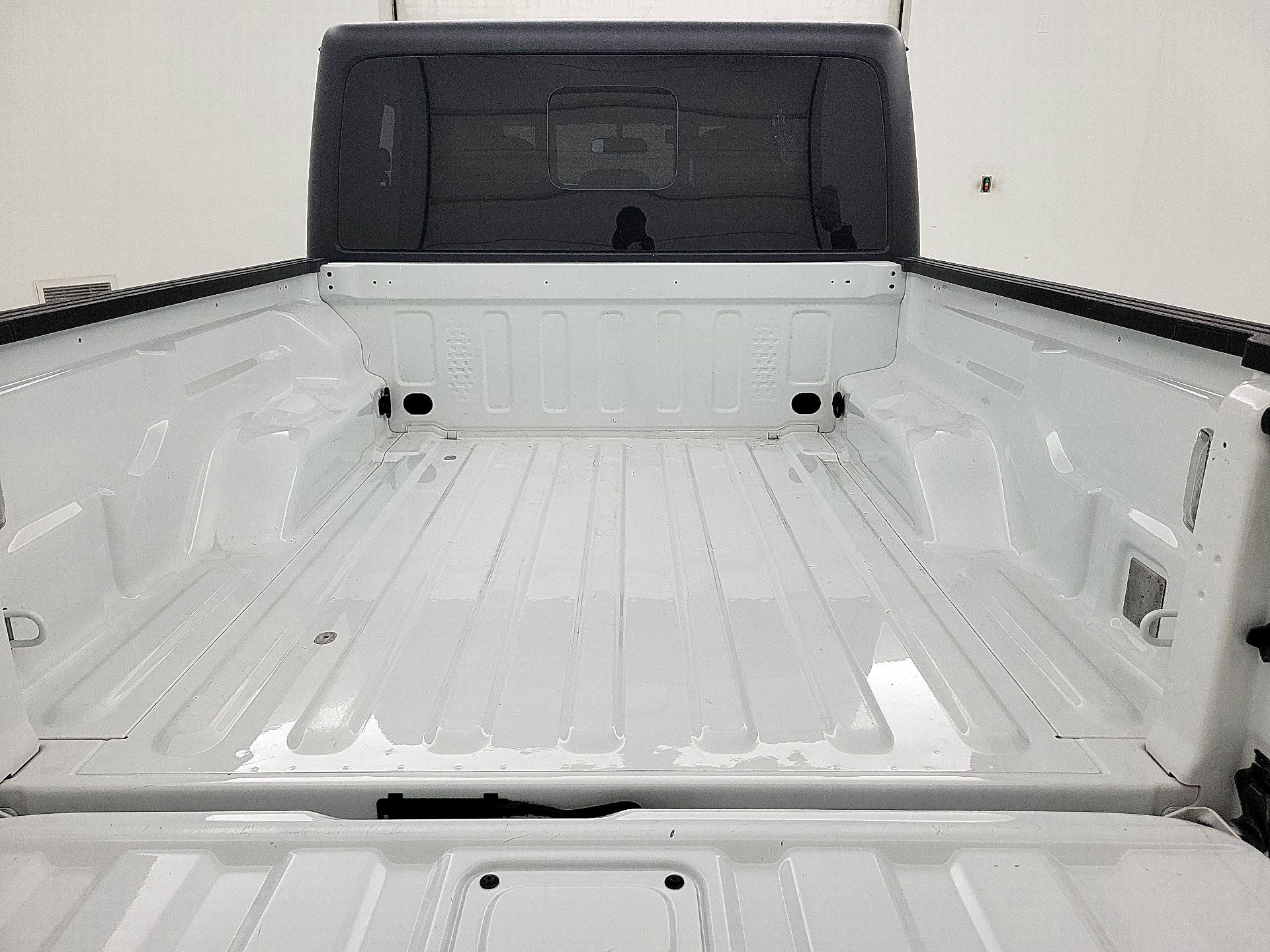 Thumbnail: 2022 Jeep Gladiator - 20