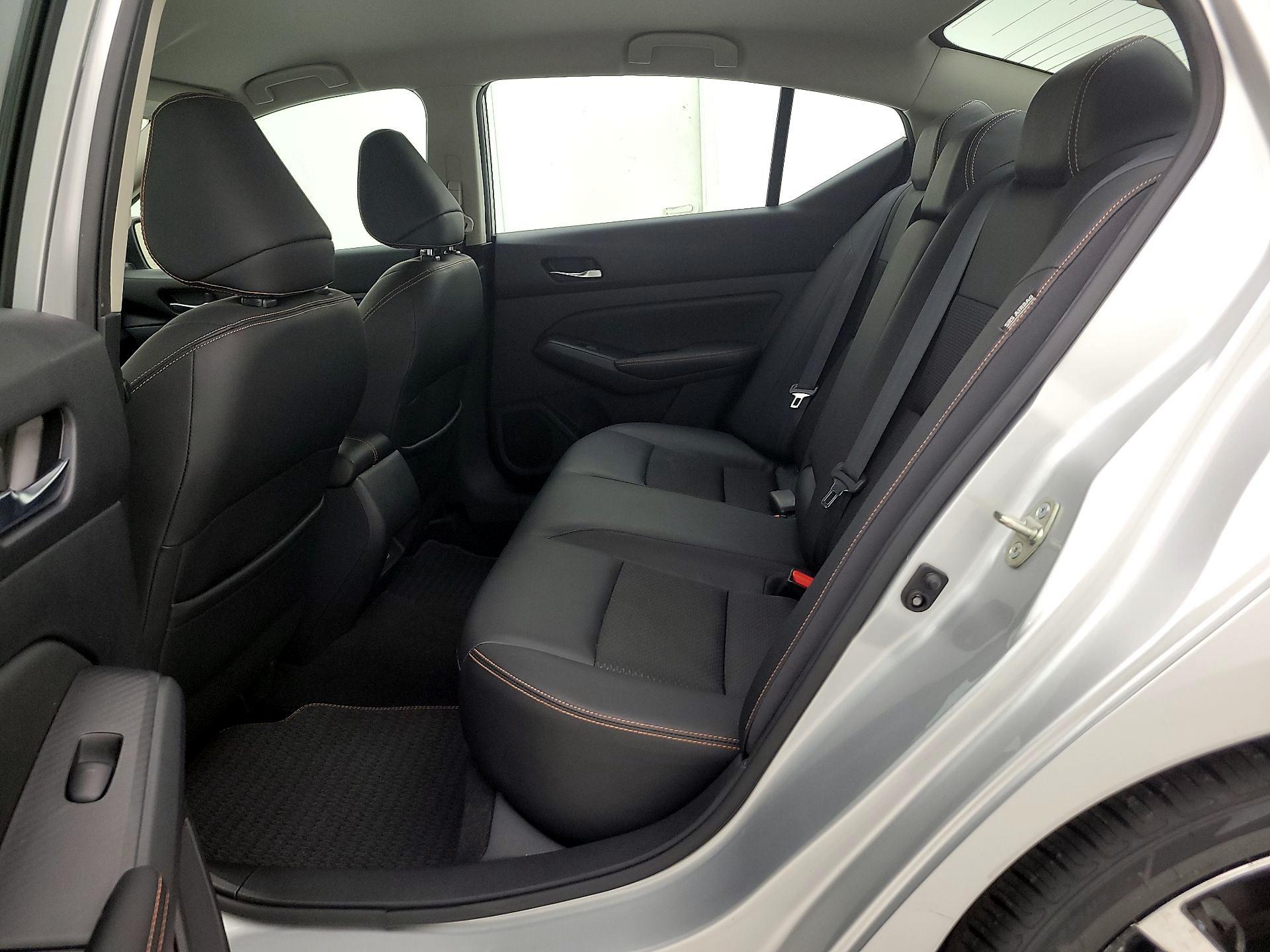 Thumbnail: 2020 Nissan Altima - 19