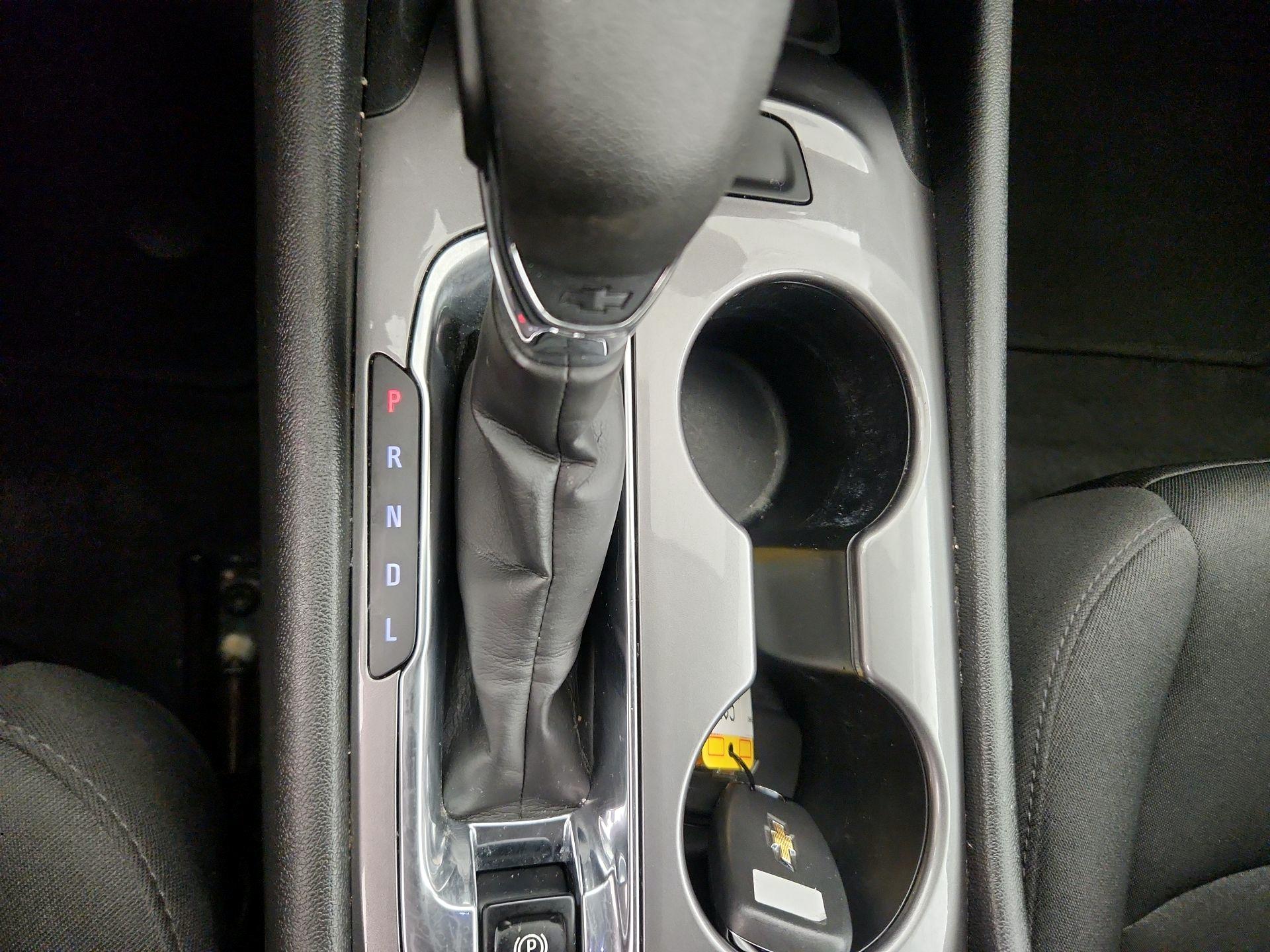 Thumbnail: 2023 Chevrolet Malibu - 17