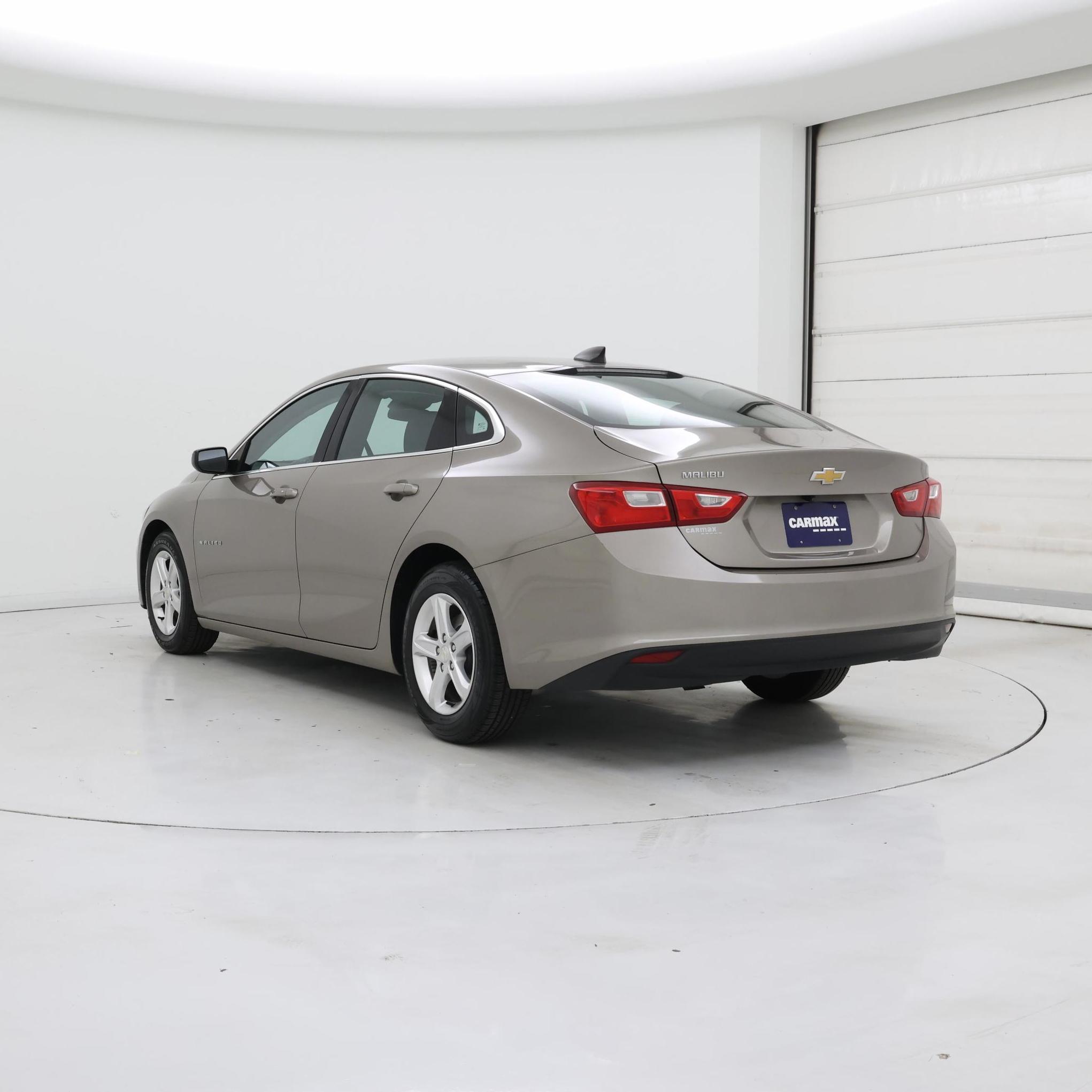 Thumbnail: 2023 Chevrolet Malibu - 2