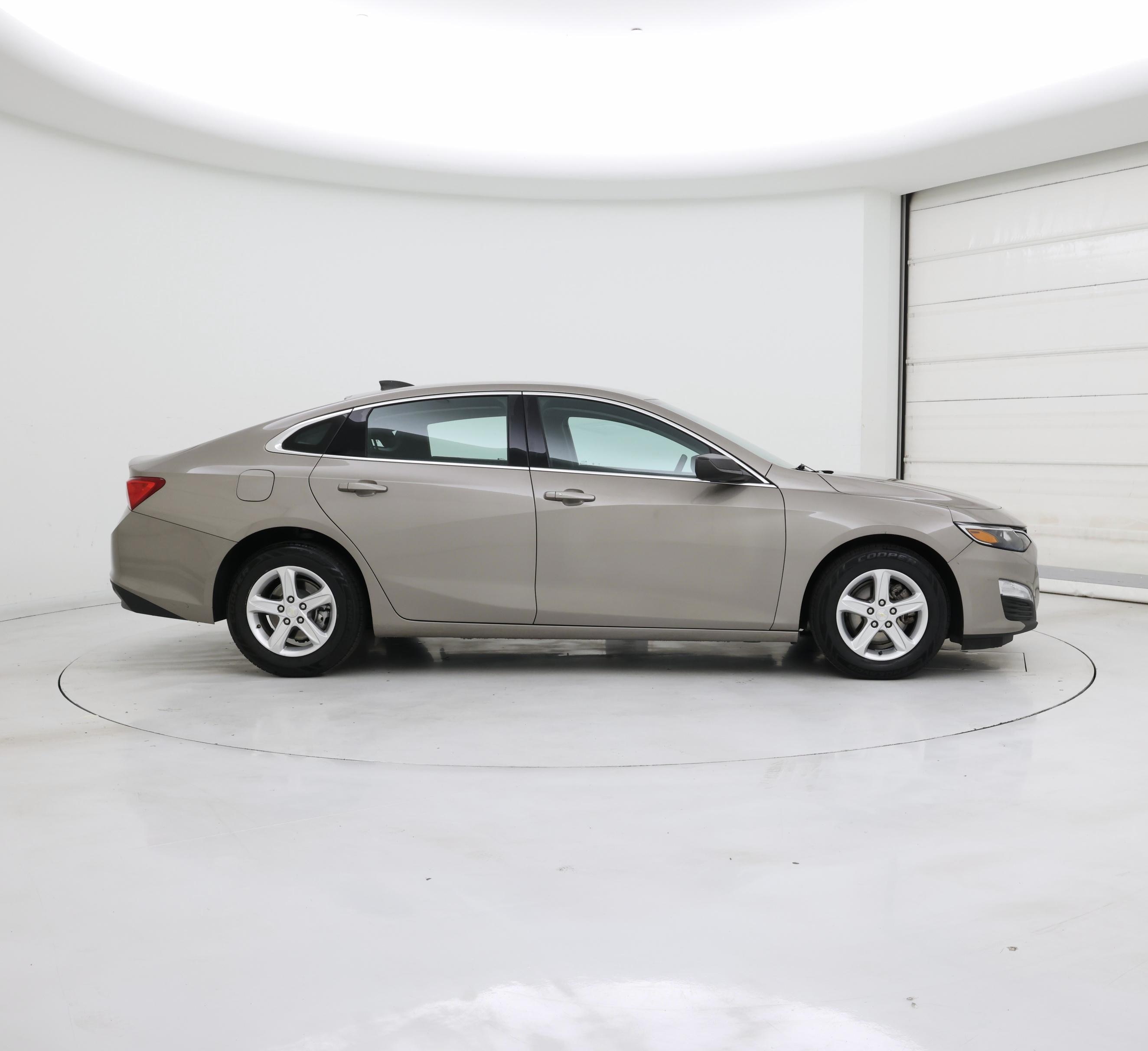 Thumbnail: 2023 Chevrolet Malibu - 7