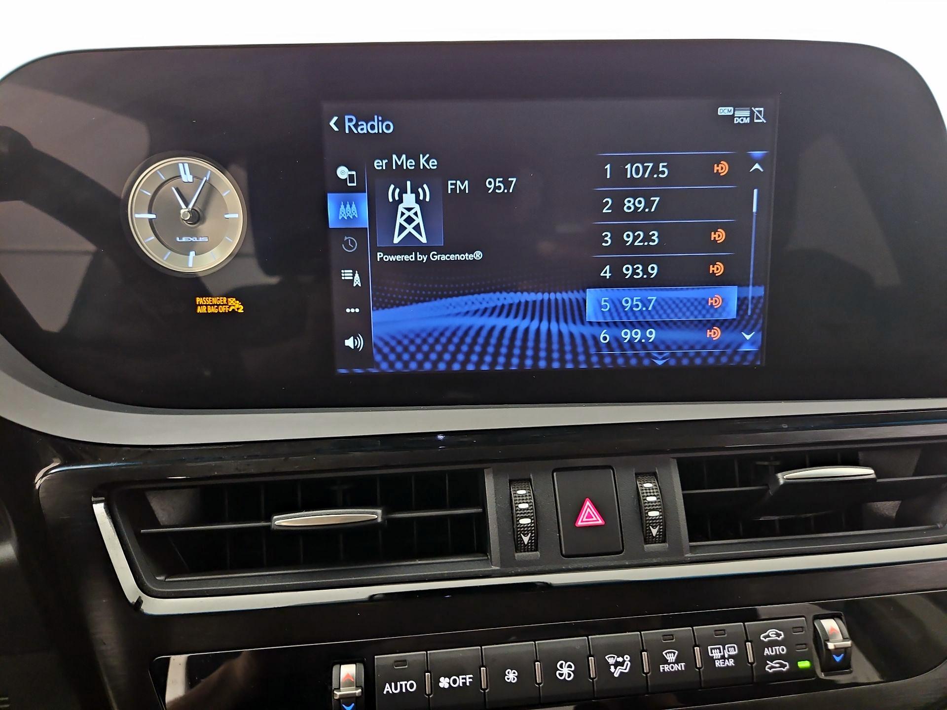 Thumbnail: 2022 Lexus ES - 15