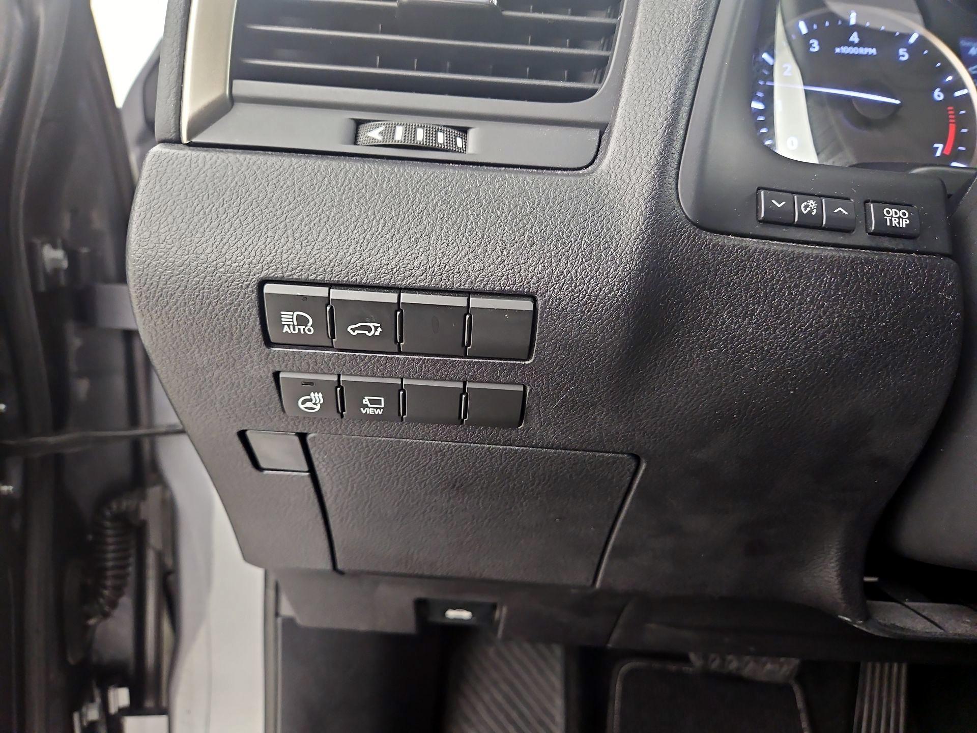 Thumbnail: 2020 Lexus RX - 13