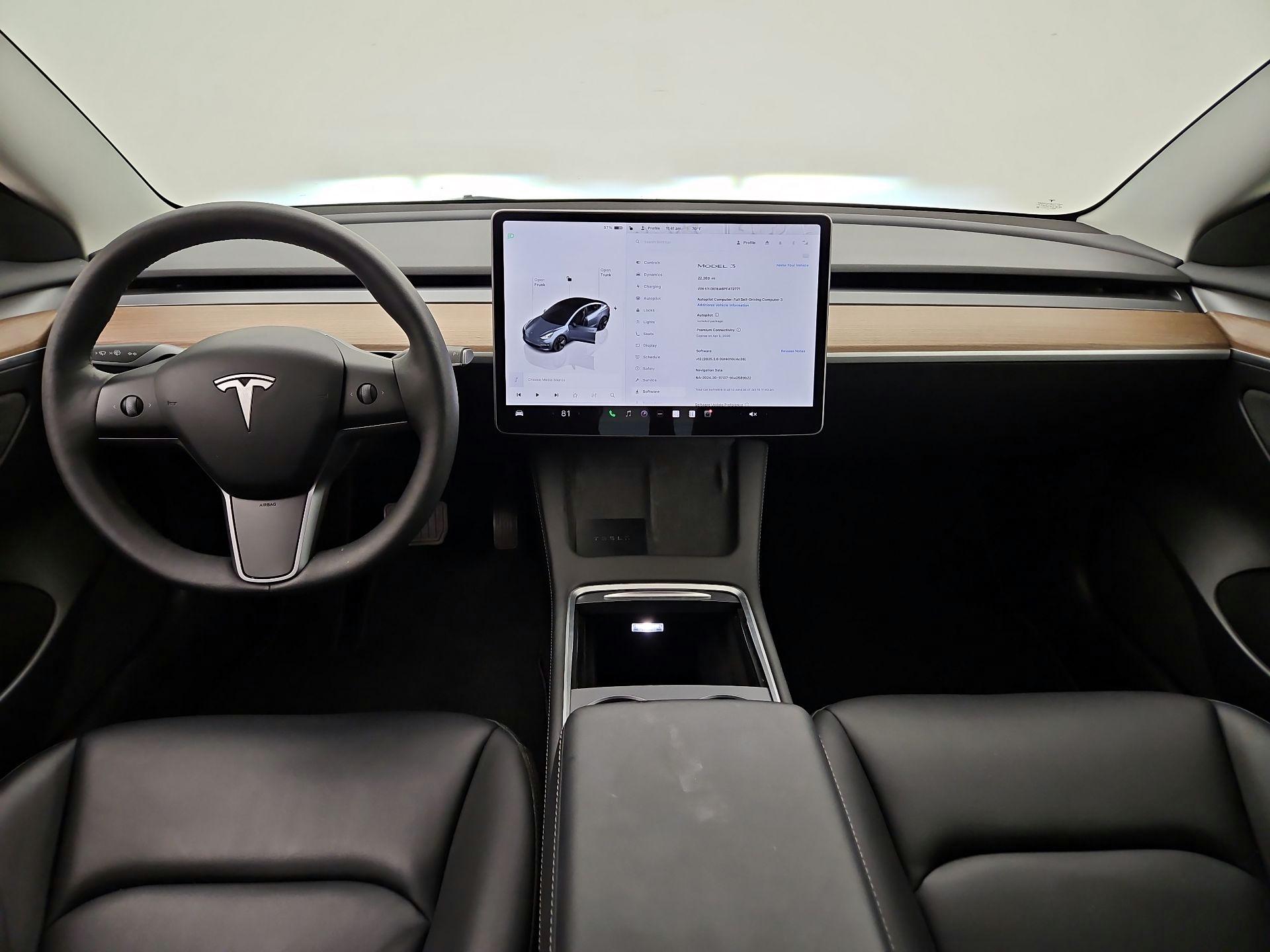 Thumbnail: 2023 Tesla Model 3 - 9