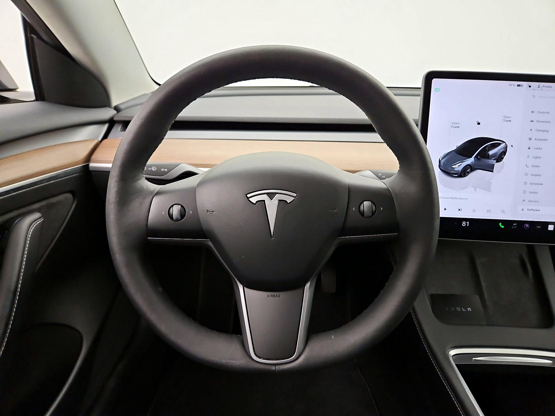 Thumbnail: 2023 Tesla Model 3 - 10