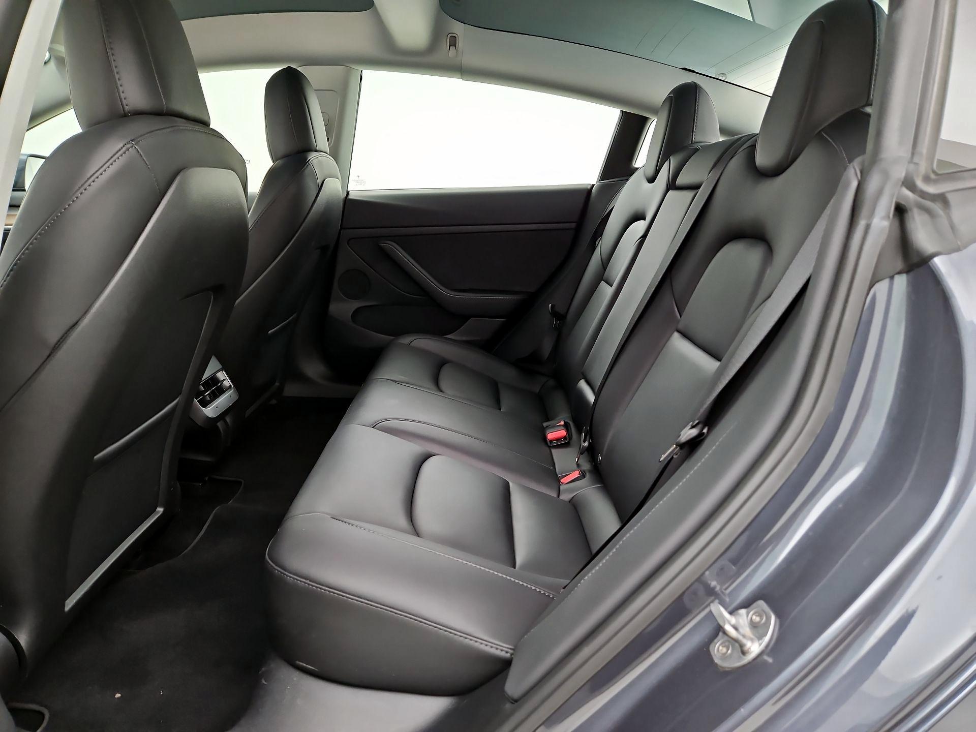 Thumbnail: 2023 Tesla Model 3 - 20