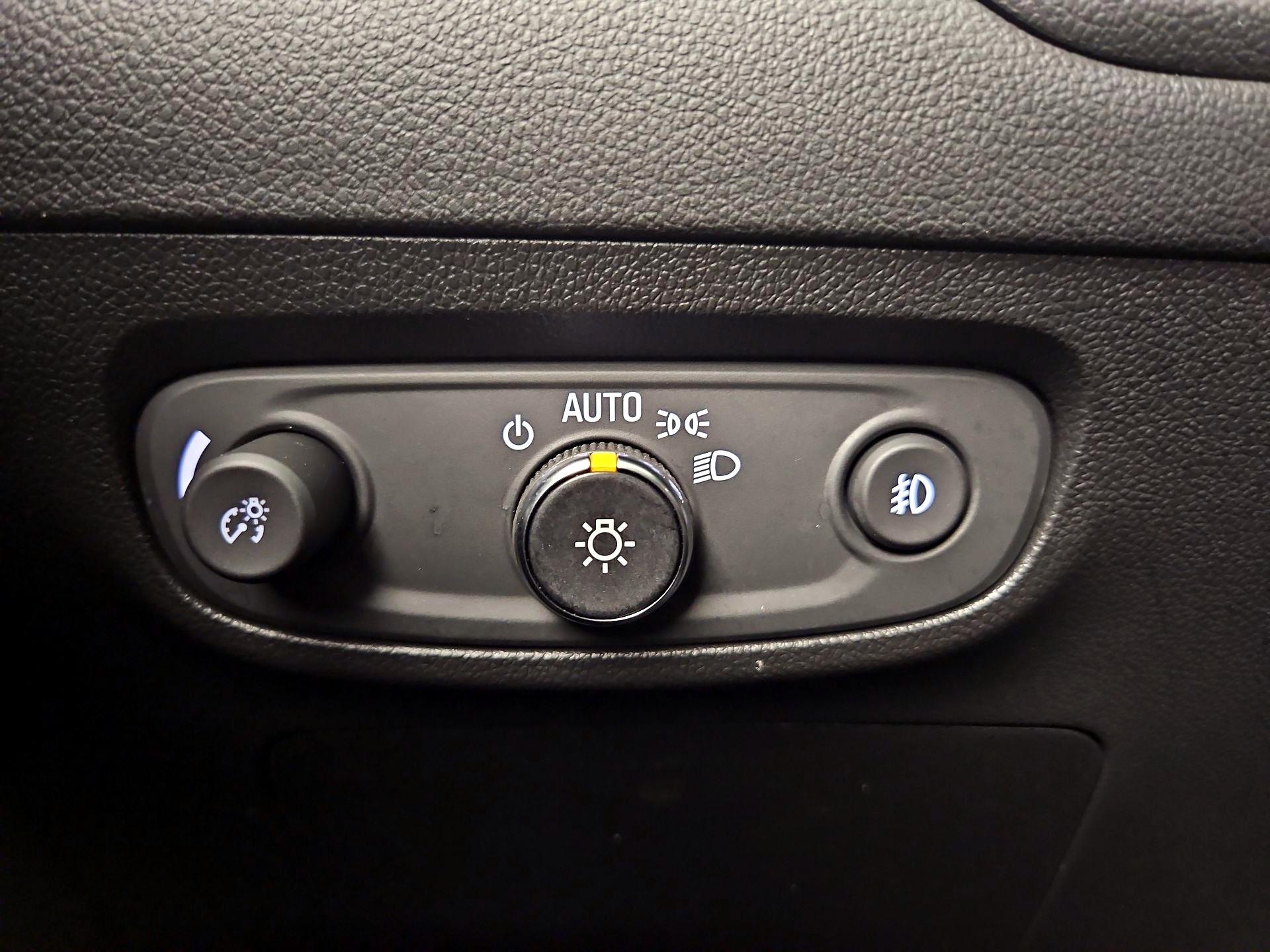 Thumbnail: 2023 Buick Encore GX - 13