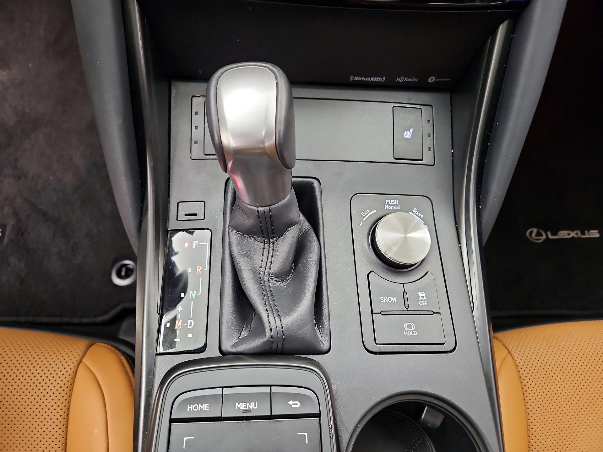 Thumbnail: 2024 Lexus IS - 17