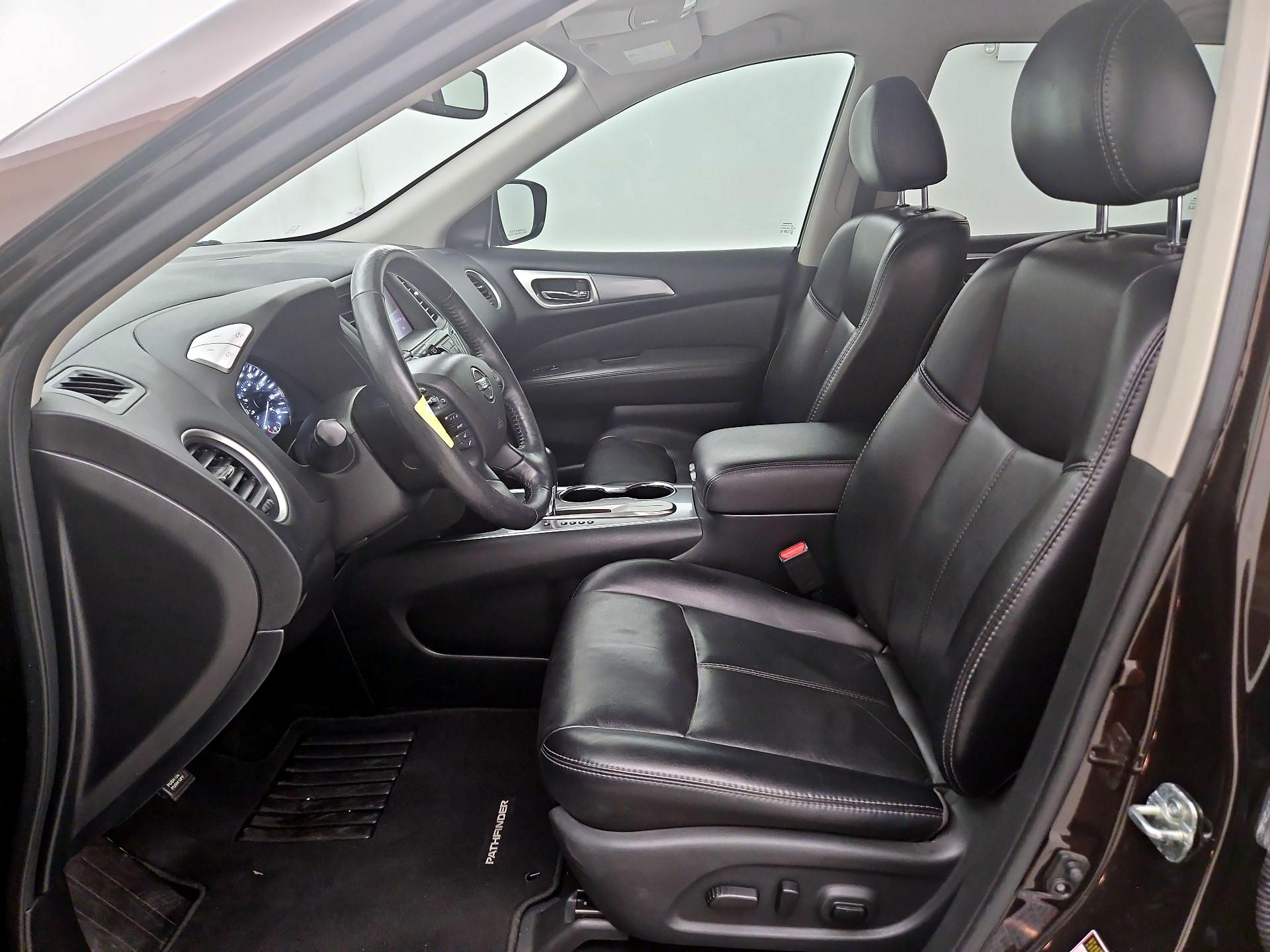 Thumbnail: 2019 Nissan Pathfinder - 11