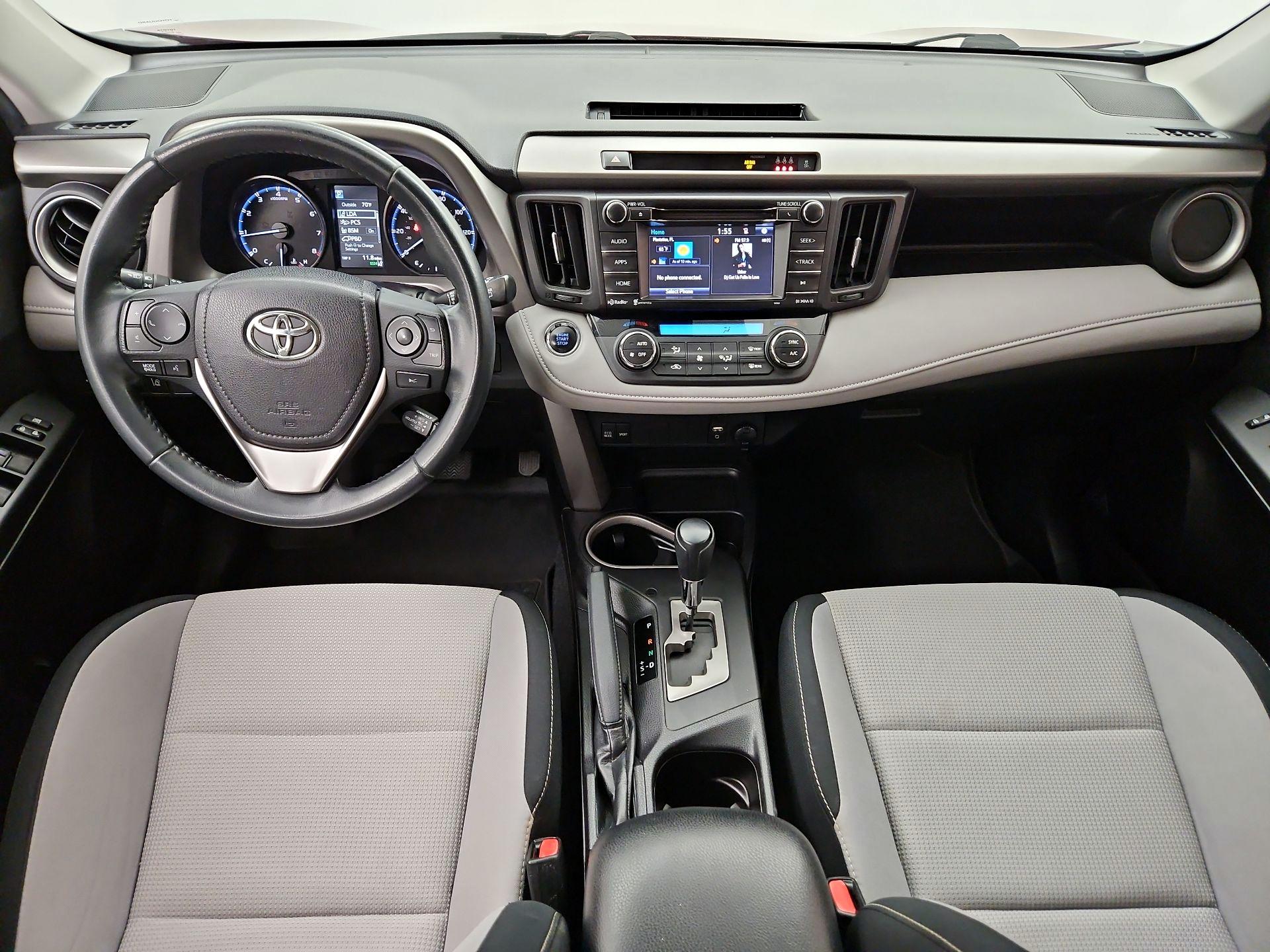 Thumbnail: 2018 Toyota RAV4 - 9