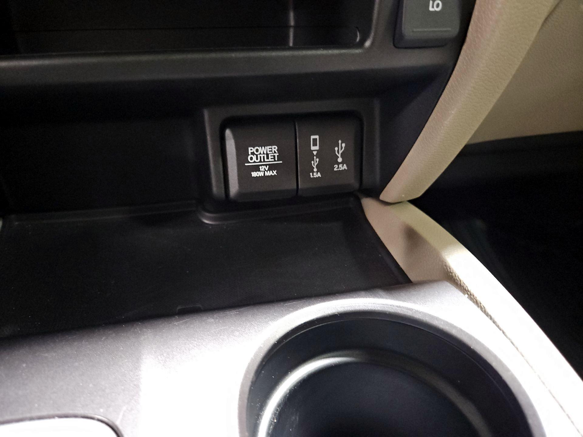 Thumbnail: 2017 Honda Pilot - 17