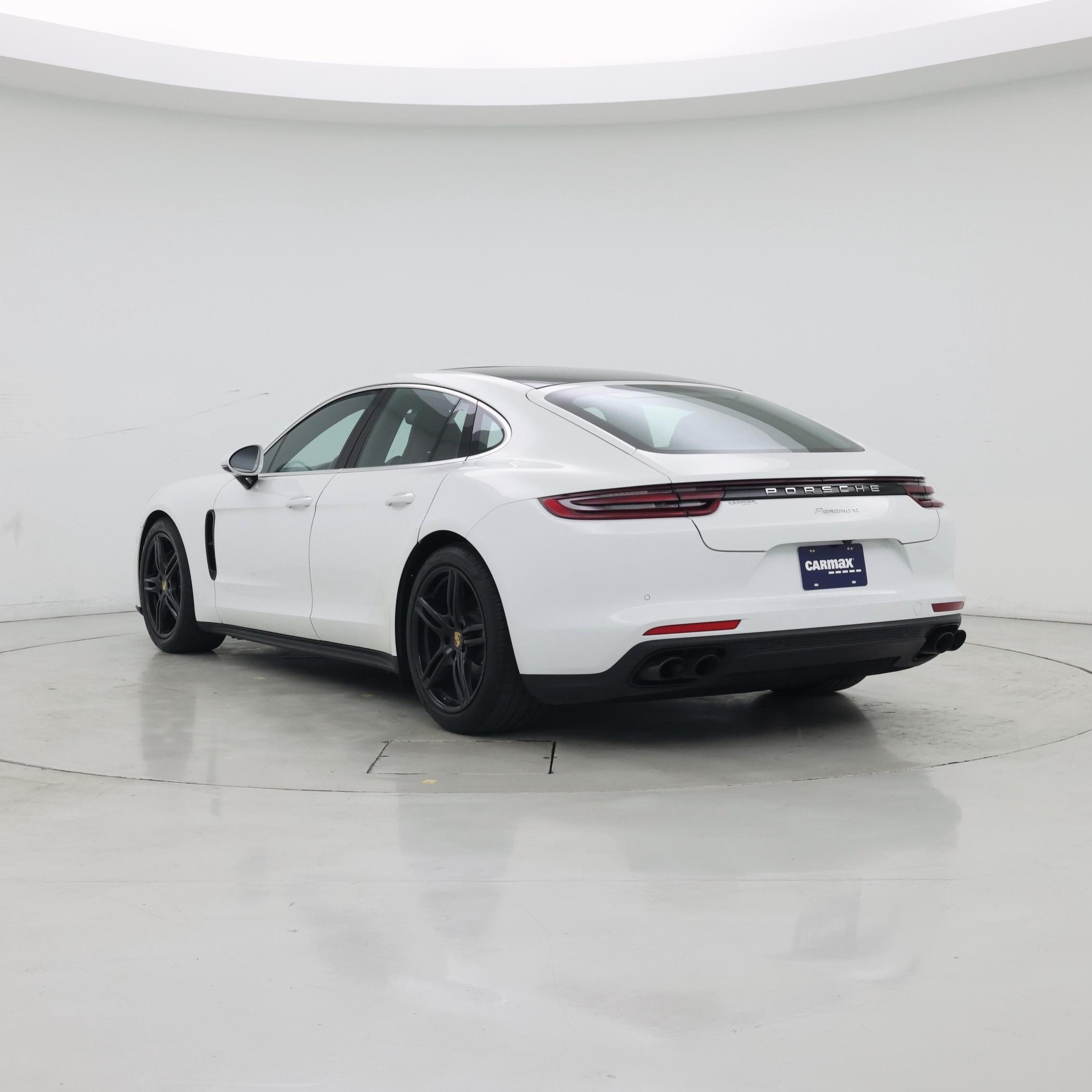 Thumbnail: 2018 Porsche Panamera - 2