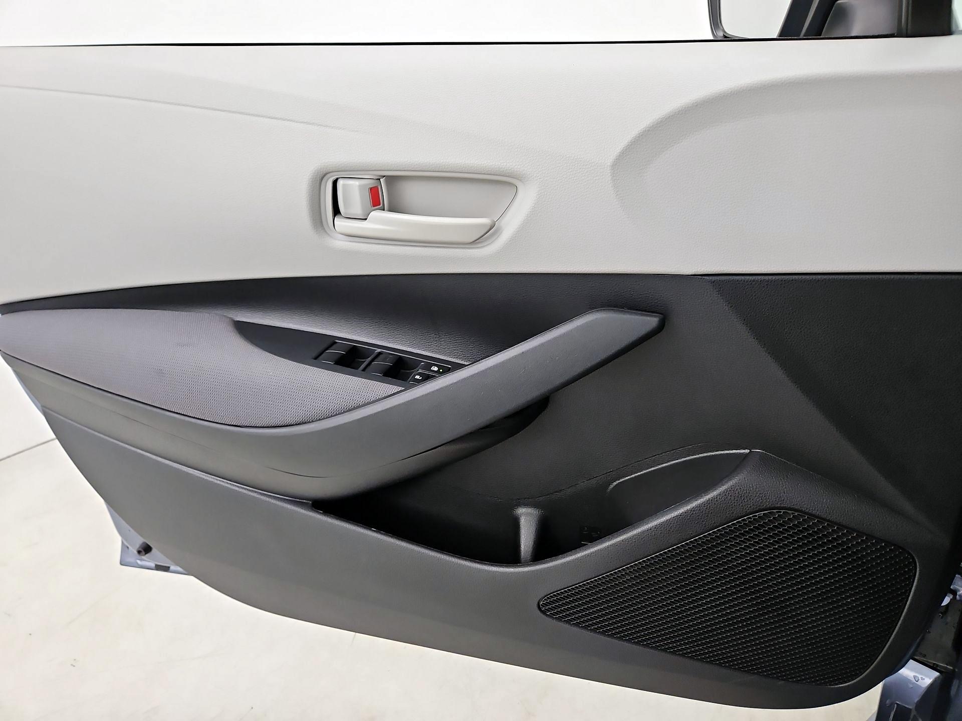 Thumbnail: 2023 Toyota Corolla - 12