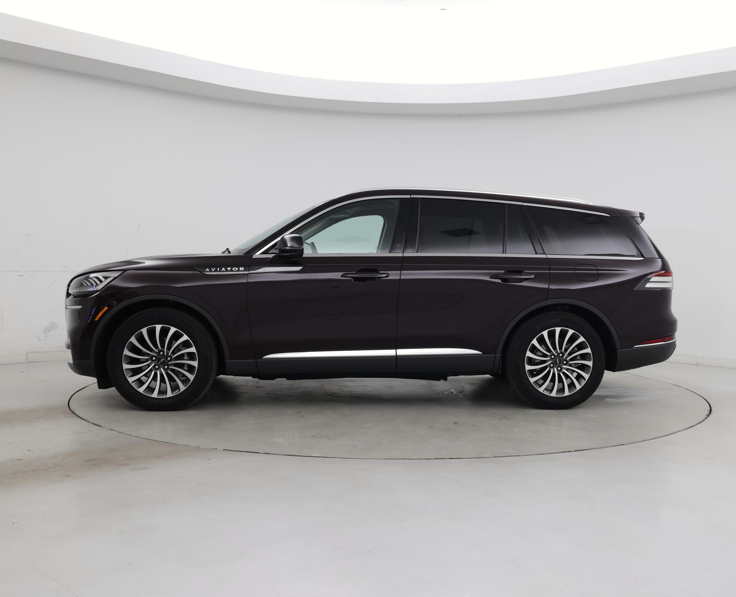 Thumbnail: 2024 Lincoln Aviator - 3