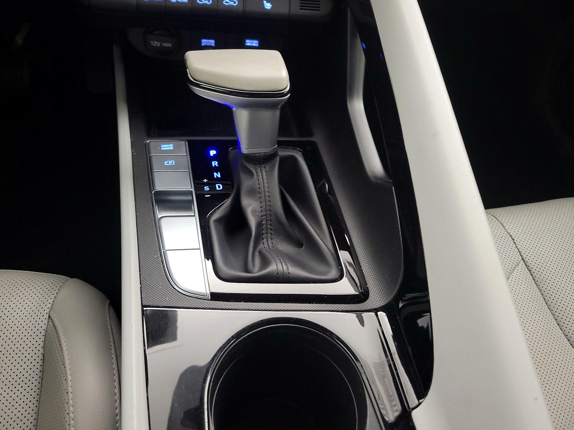 Thumbnail: 2021 Hyundai Elantra - 18