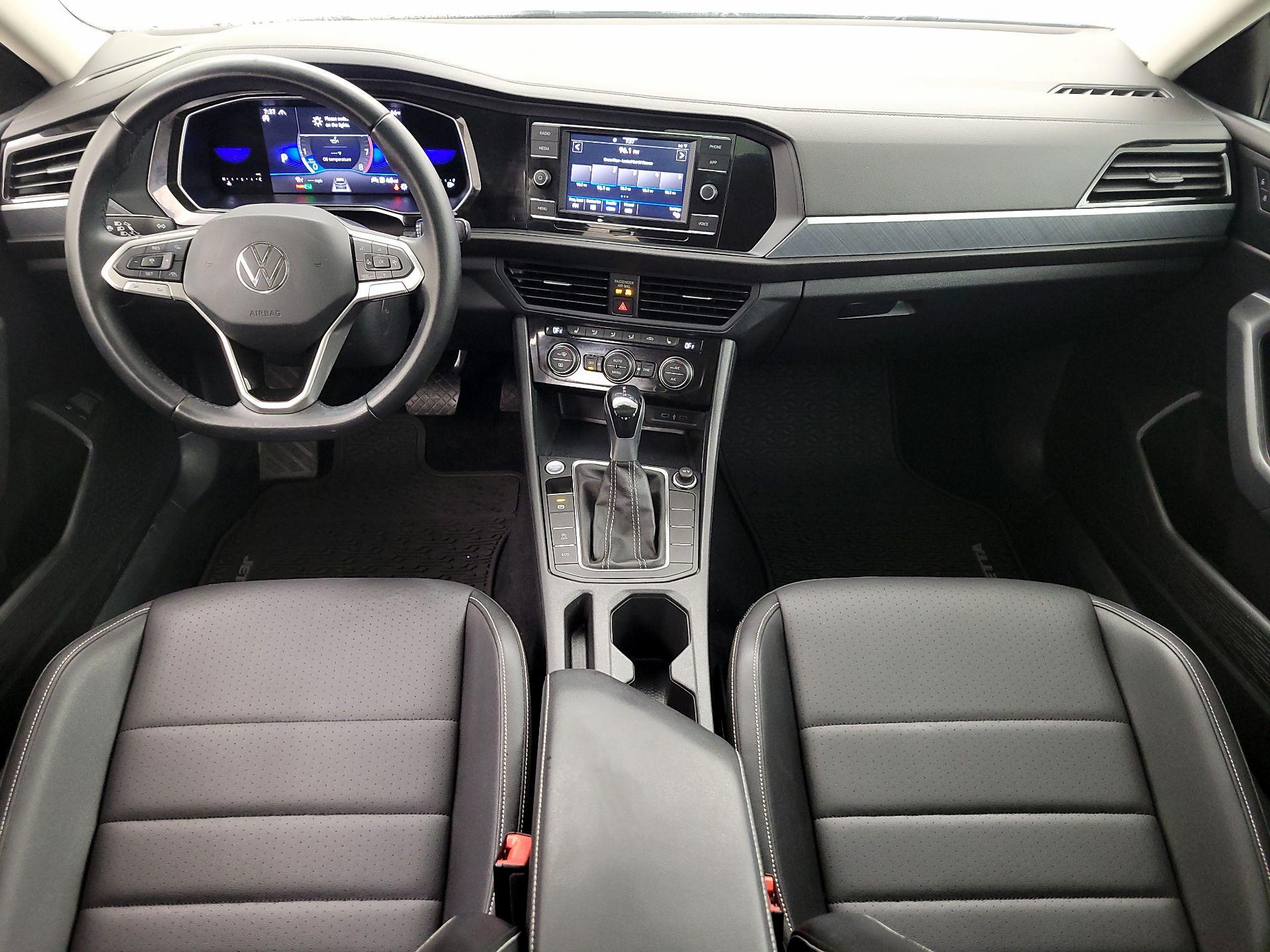 Thumbnail: 2022 Volkswagen Jetta - 9