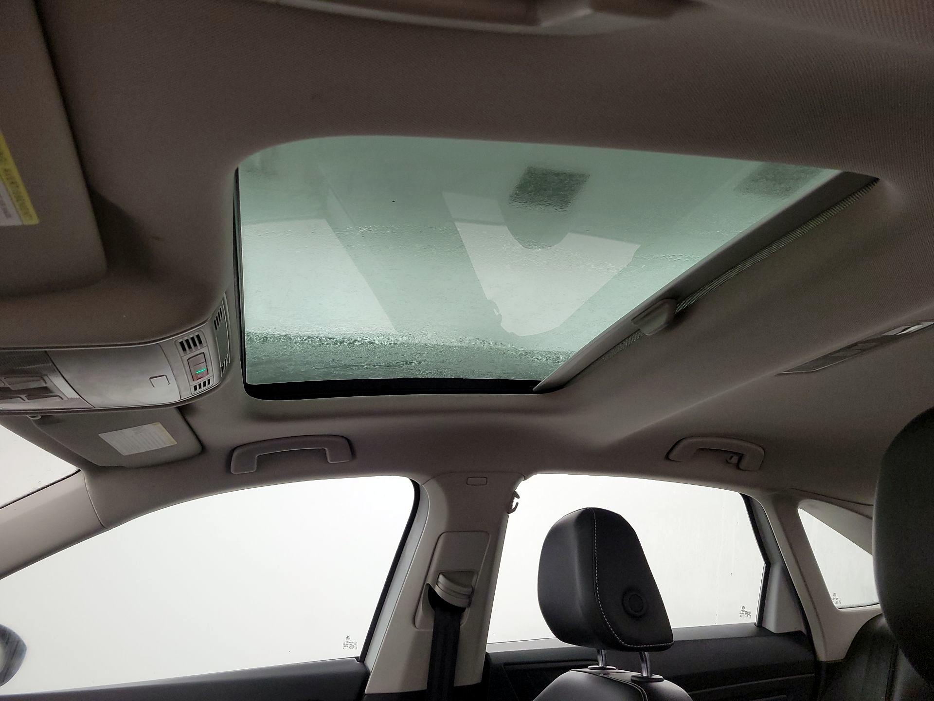 Thumbnail: 2022 Volkswagen Jetta - 19