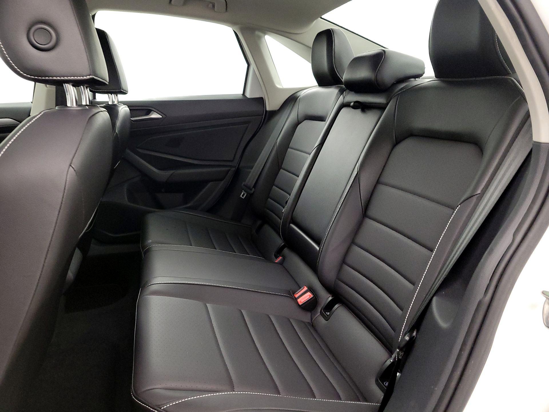 Thumbnail: 2022 Volkswagen Jetta - 20