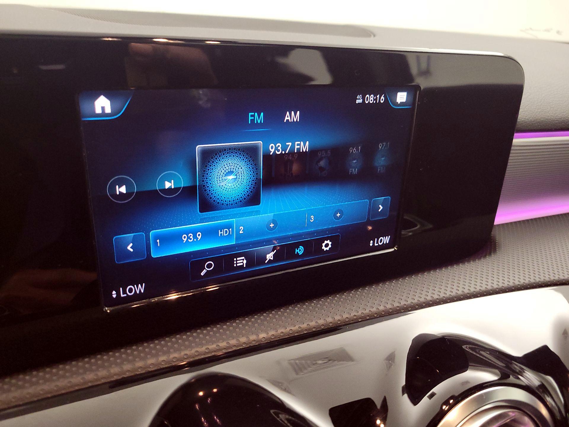 Thumbnail: 2022 Mercedes-Benz A-Class - 15