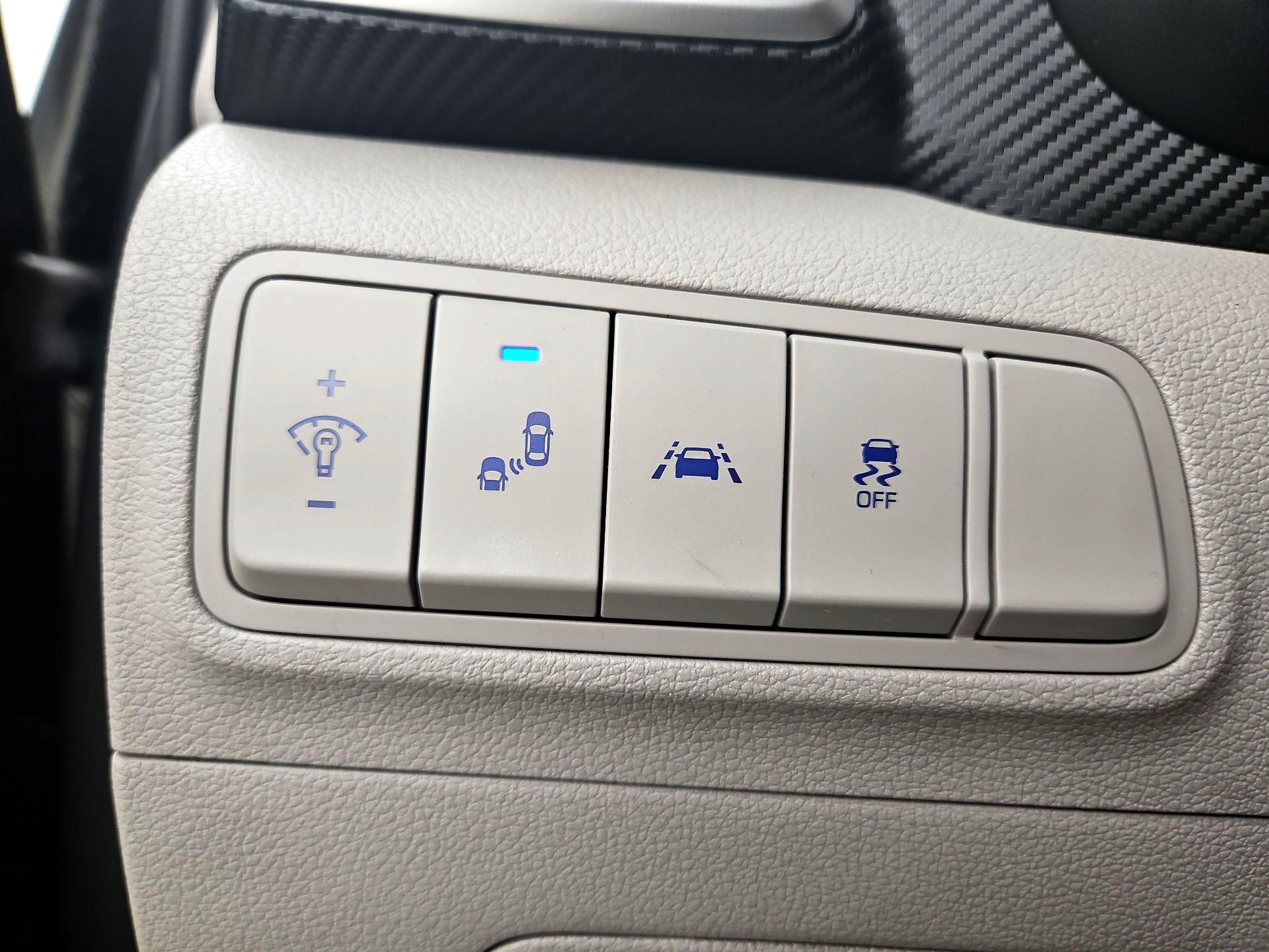 Thumbnail: 2020 Hyundai Tucson - 13