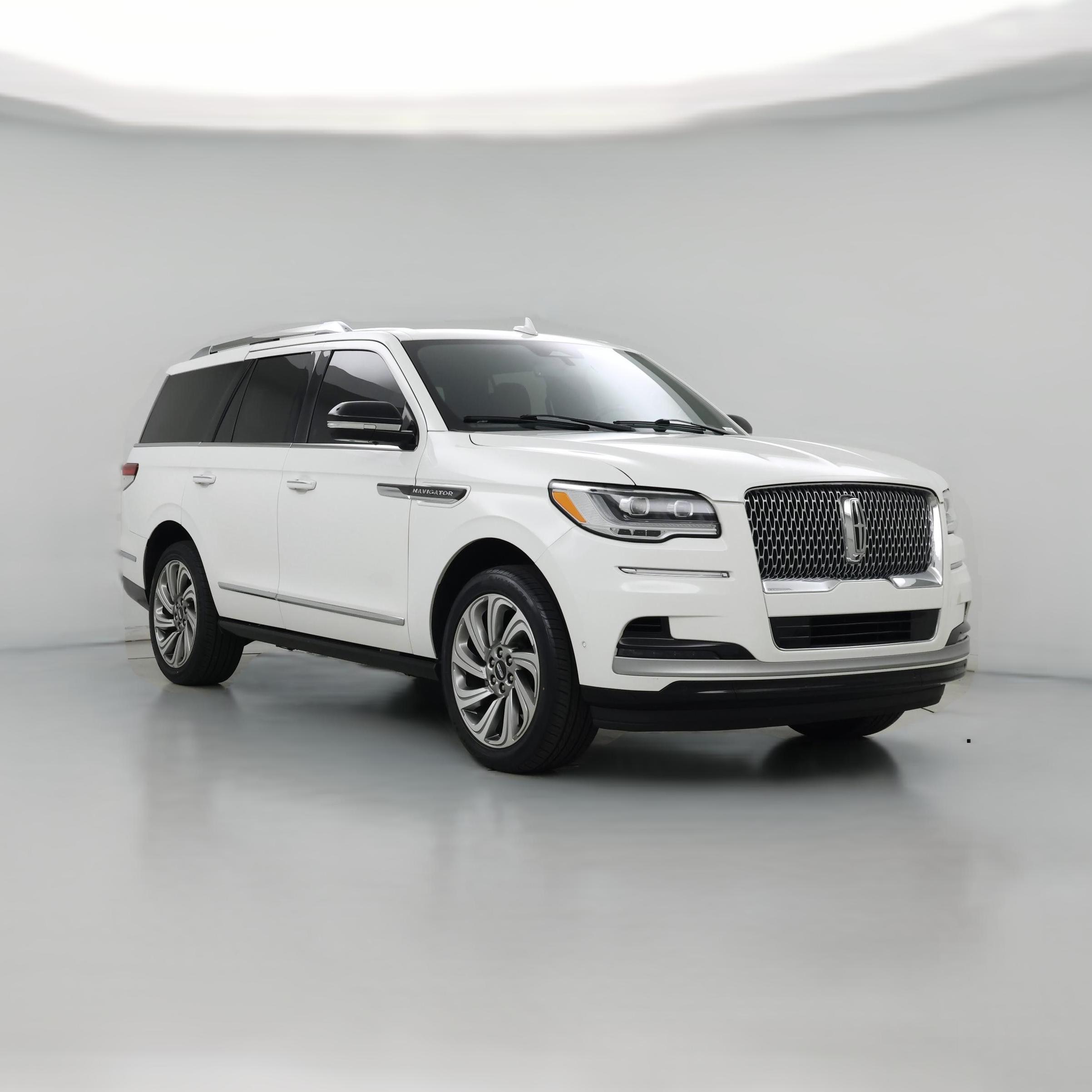 Thumbnail: 2022 Lincoln Navigator - 1