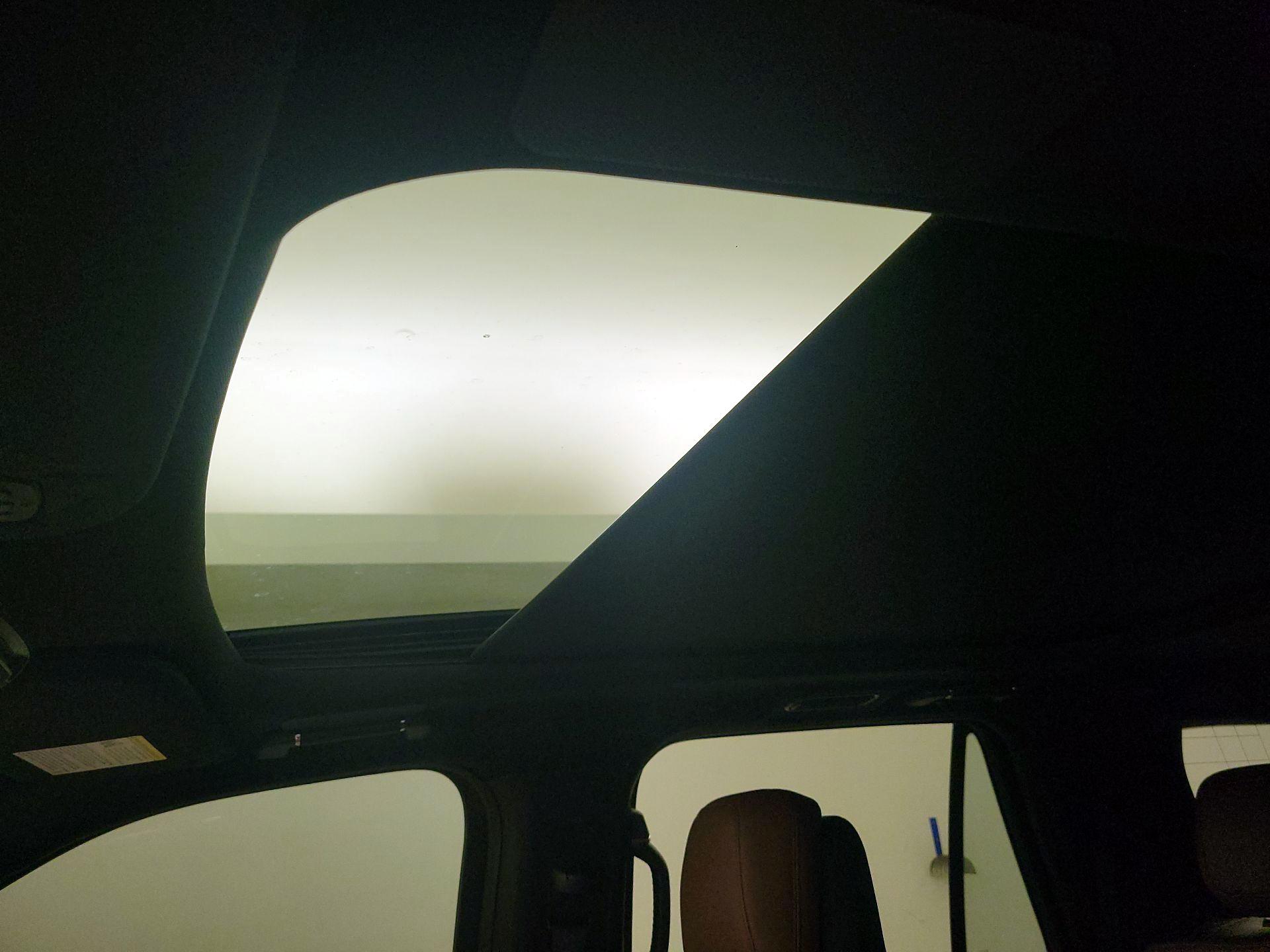 Thumbnail: 2022 Lincoln Navigator - 20