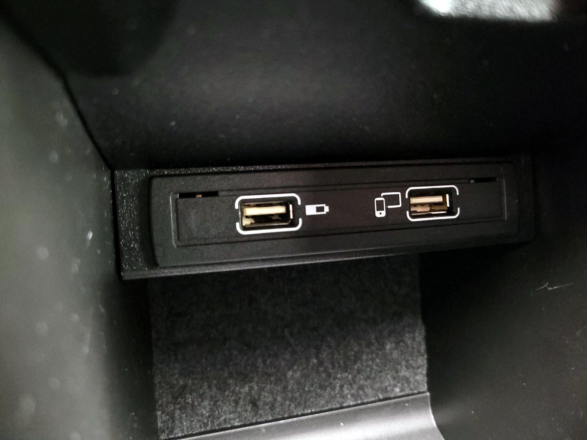 Thumbnail: 2020 Mercedes-Benz GLA - 18