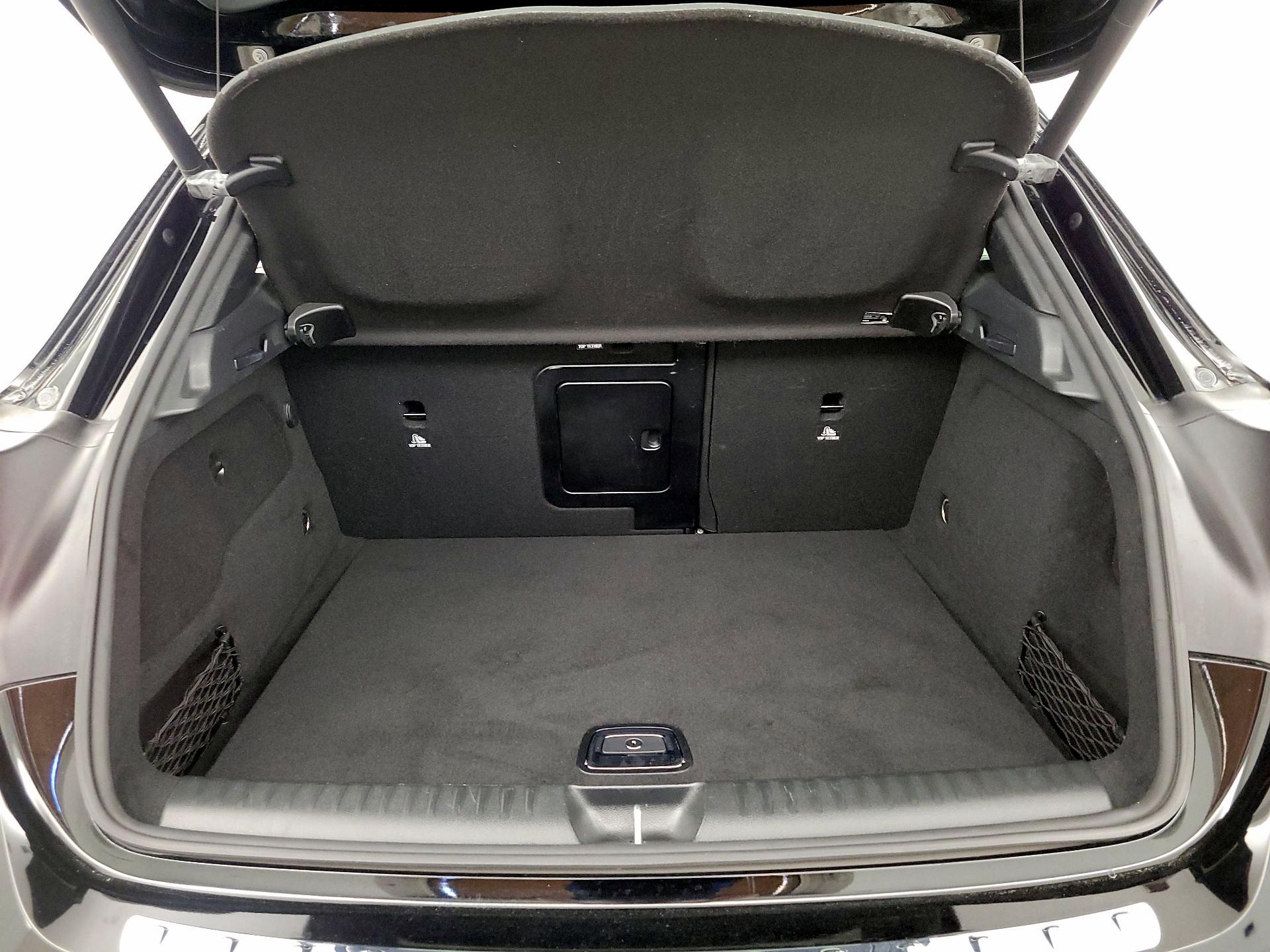 Thumbnail: 2020 Mercedes-Benz GLA - 20