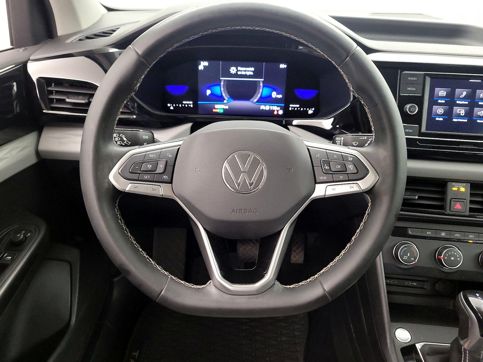 2022 Volkswagen Taos S - Photo 11