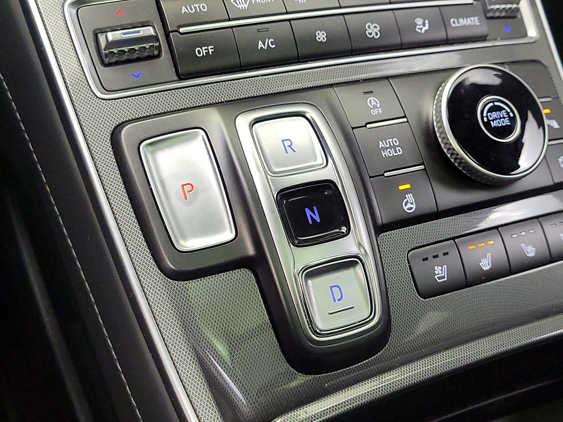 Thumbnail: 2023 Hyundai Santa Fe - 18