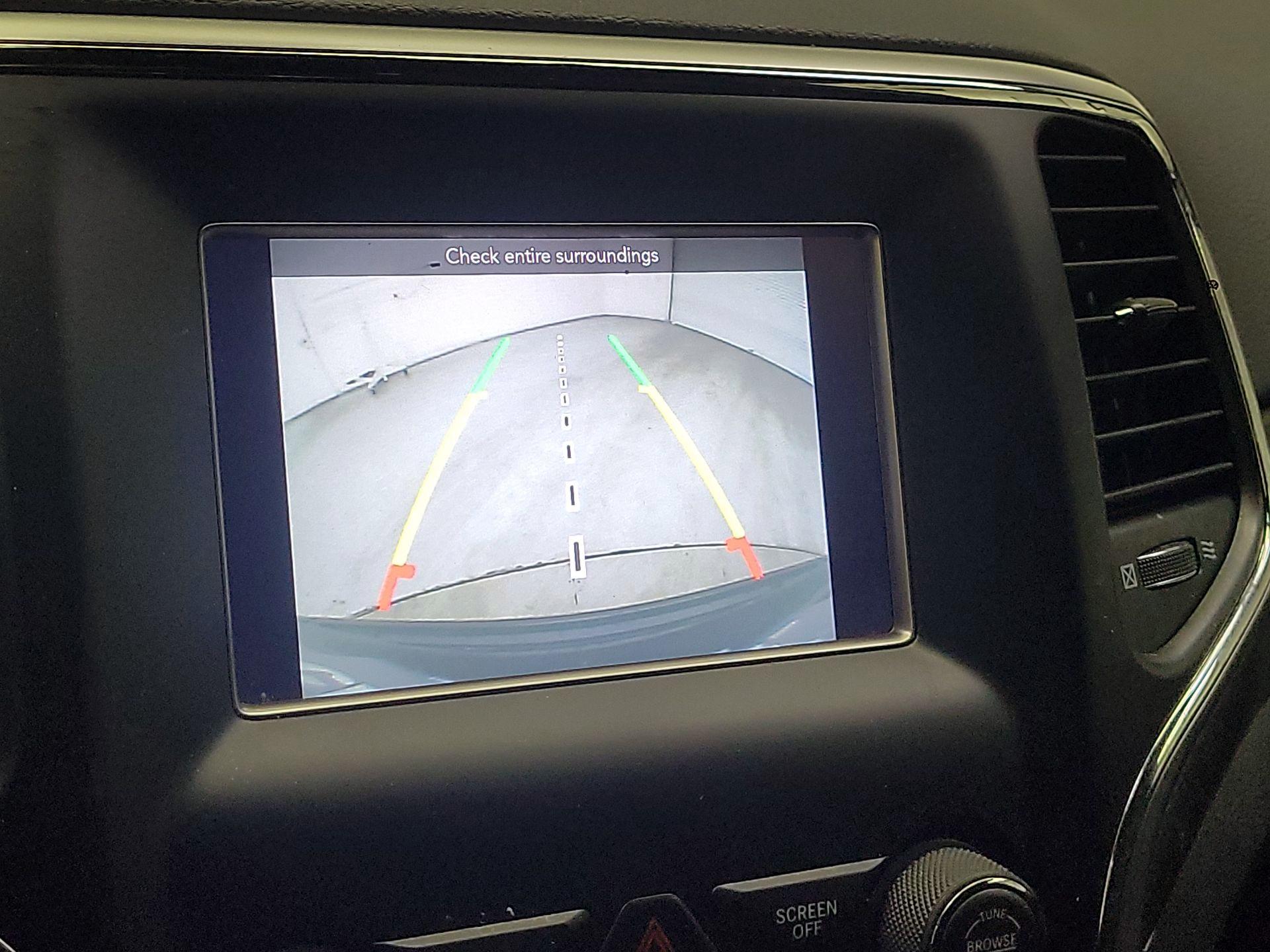 Thumbnail: 2018 Jeep Grand Cherokee - 14