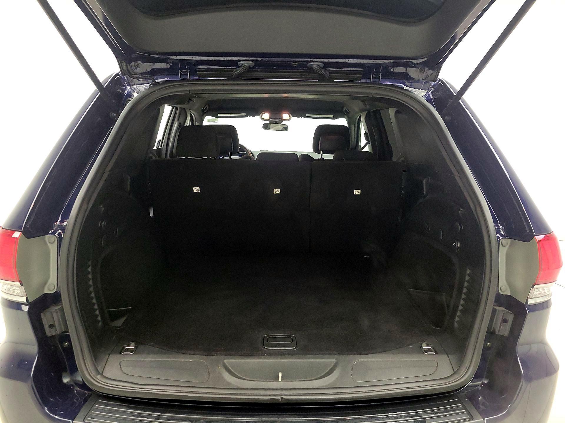 Thumbnail: 2018 Jeep Grand Cherokee - 20