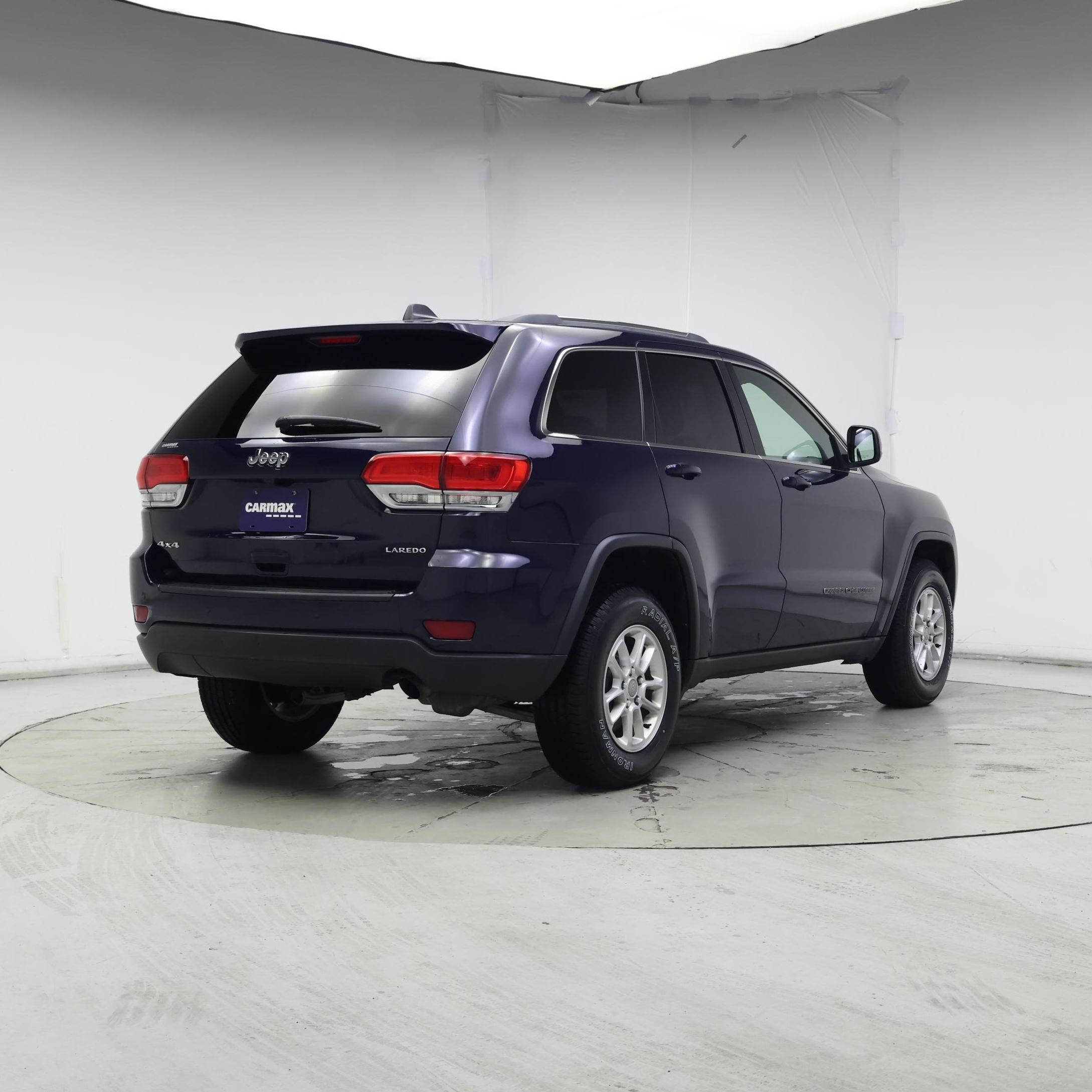 Thumbnail: 2018 Jeep Grand Cherokee - 8