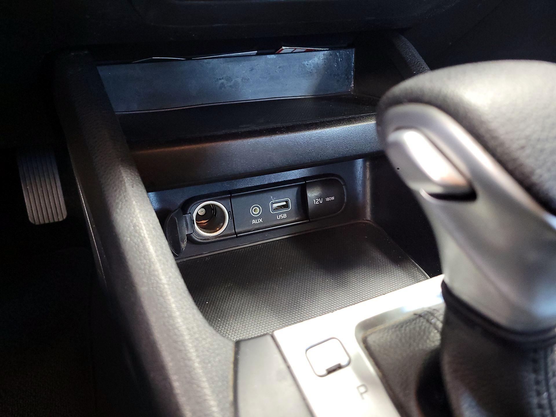 Thumbnail: 2021 Kia Forte - 18